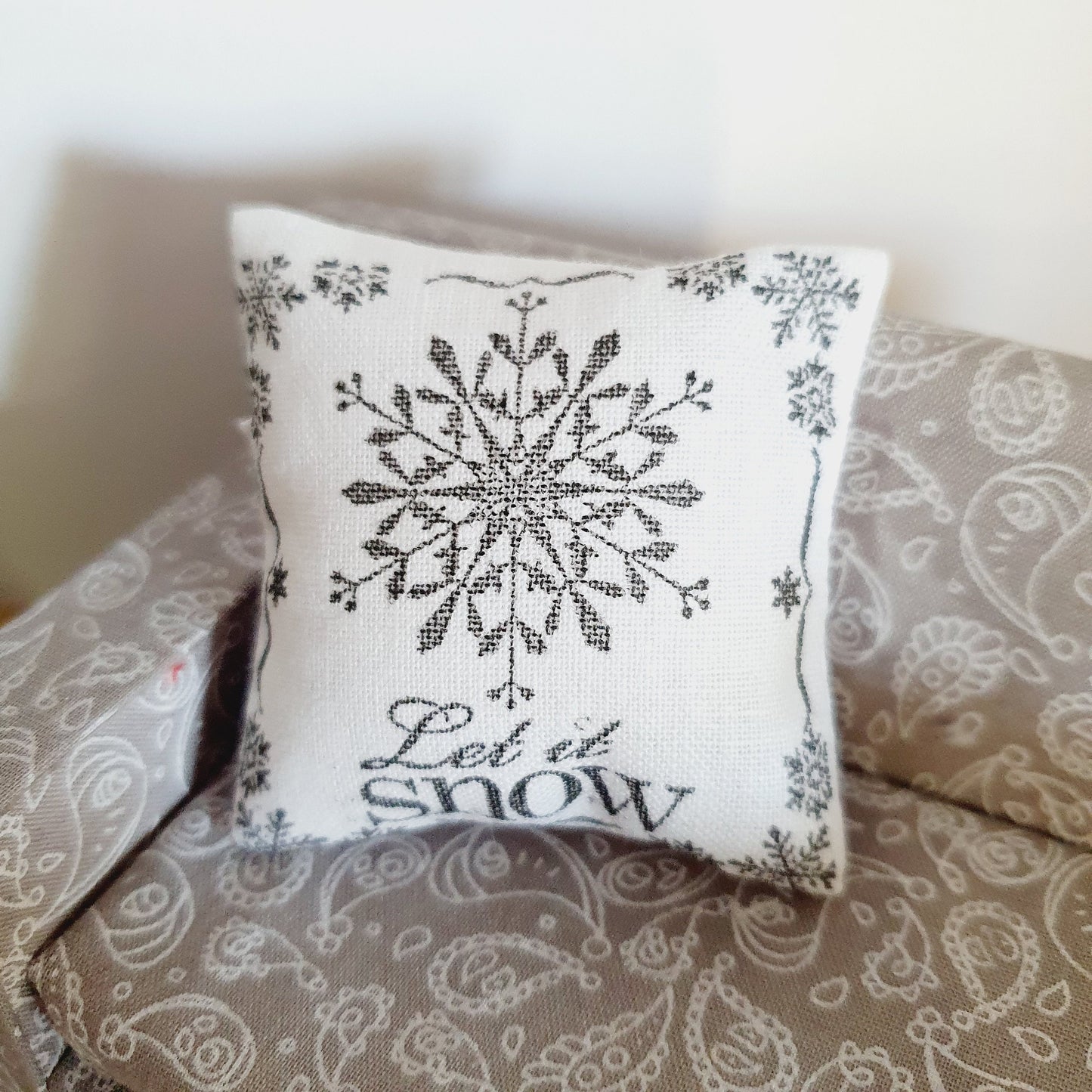 Dolls house Christmas Let it Snow Cushion, White with black Snowflake cushion, 12th scale cushions, miniature cushion