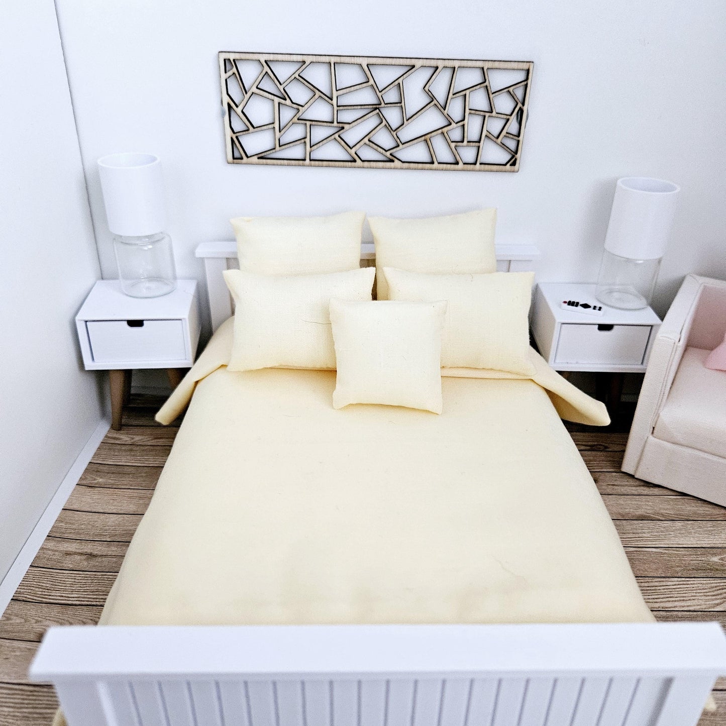 Dolls House Double bedding set, 6 piece set, Choice of Colours, 12th scale, miniature bedding