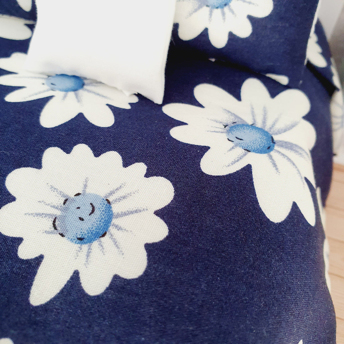 Dolls house Navy Floral 6 piece set, Double bedding, pretty large white flowers, 12th scale bedding, miniature bed set