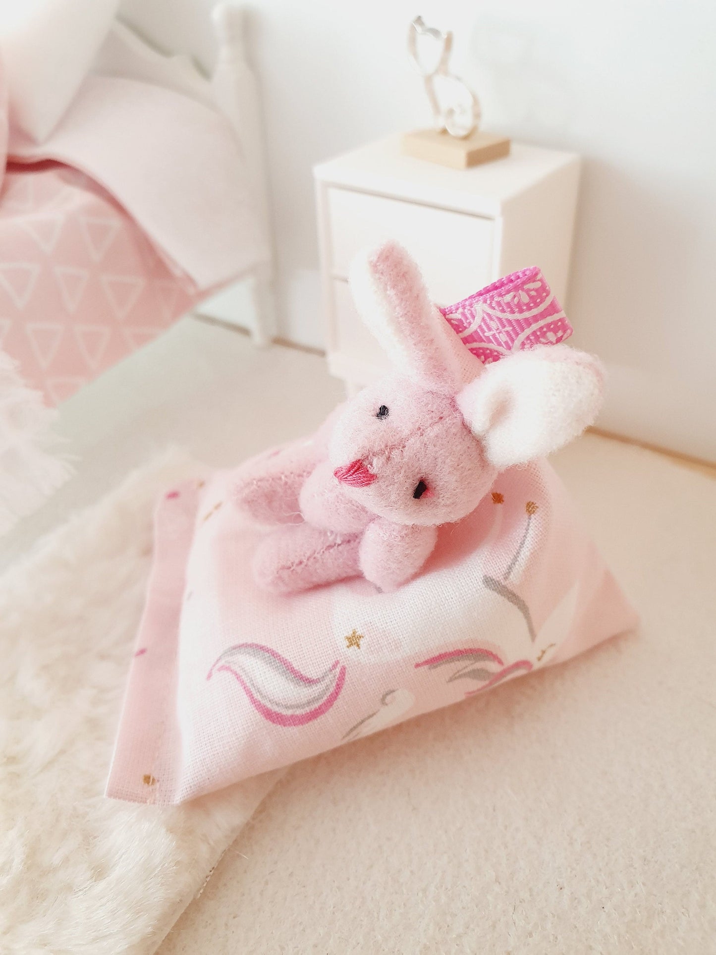 Dolls house Bean Bag Chair | Unicorn design | 1:12 Scale, Miniature bean bag
