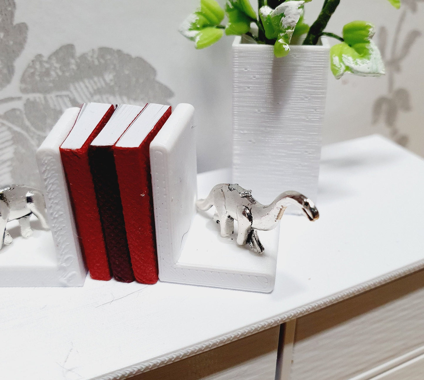 Dolls House Set of Bookends with Dinosaurs, Miniature Bookends, Books, 12th Scale