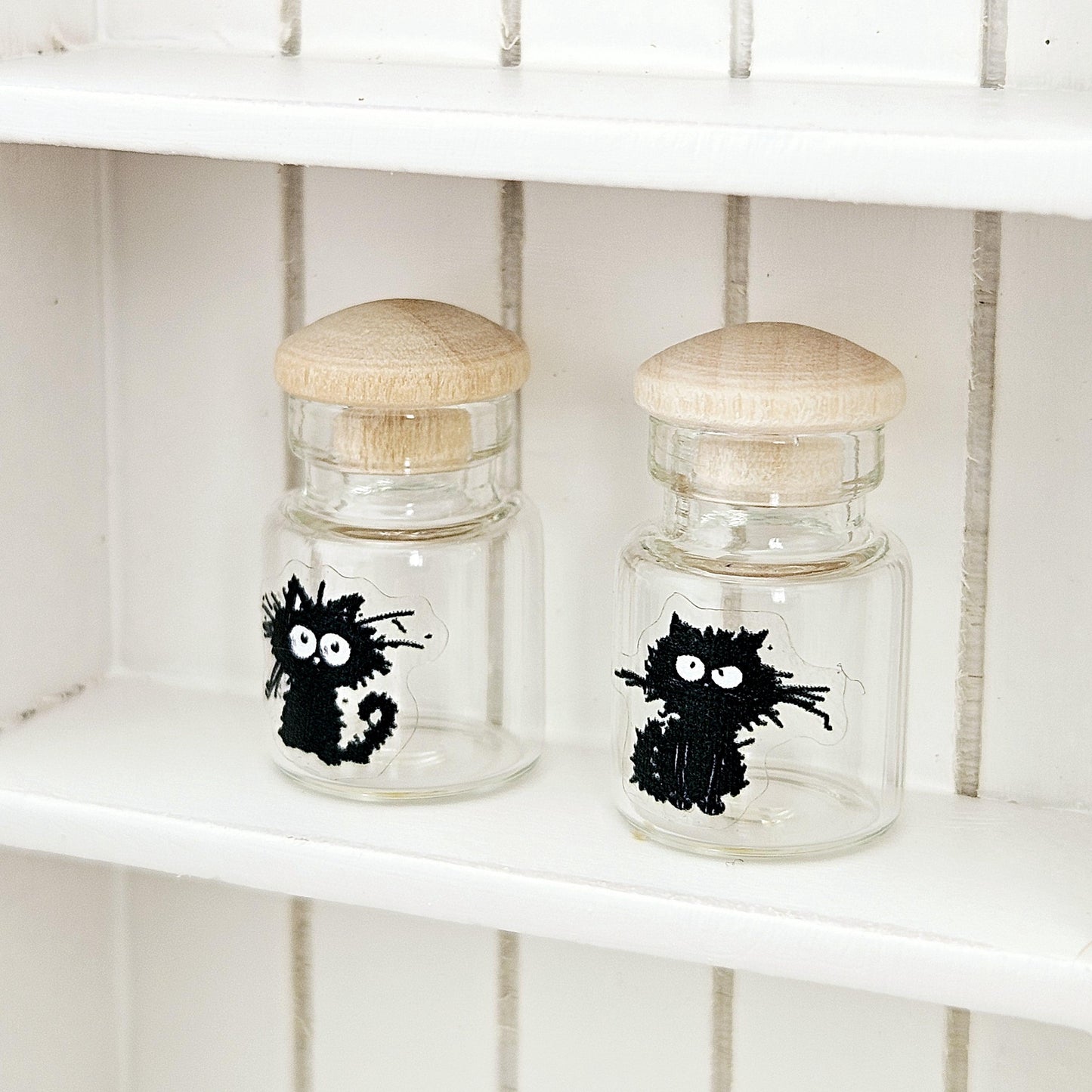 Dolls House Black Cat Jars, Set of 2, jars with lids, 12th scale, miniature jar/ vase