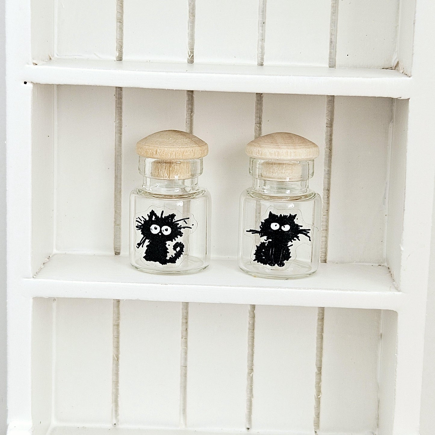 Dolls House Black Cat Jars, Set of 2, jars with lids, 12th scale, miniature jar/ vase