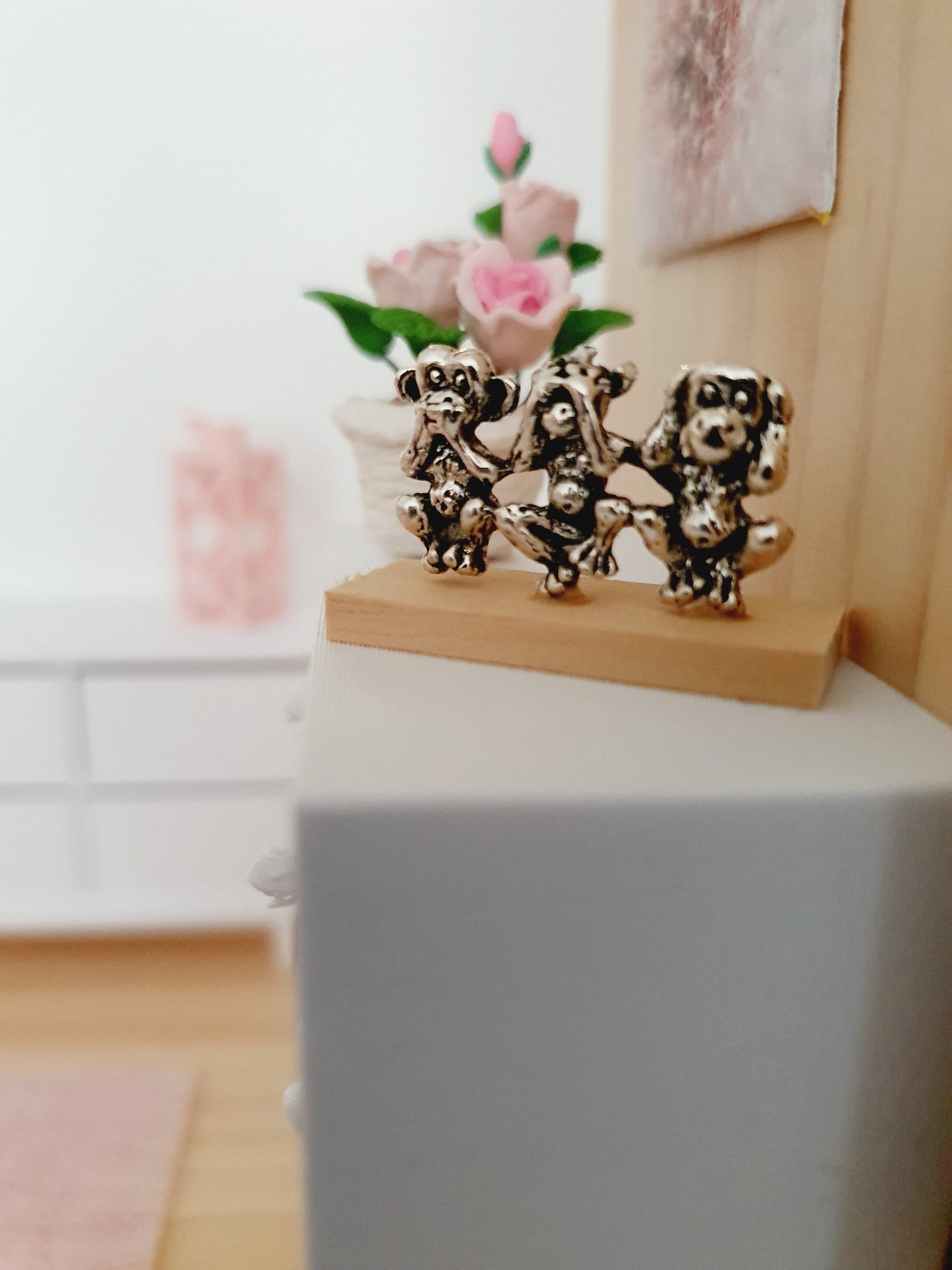 3 Monkeys Ornament dolls house 1:12th scale monkey miniature ornament