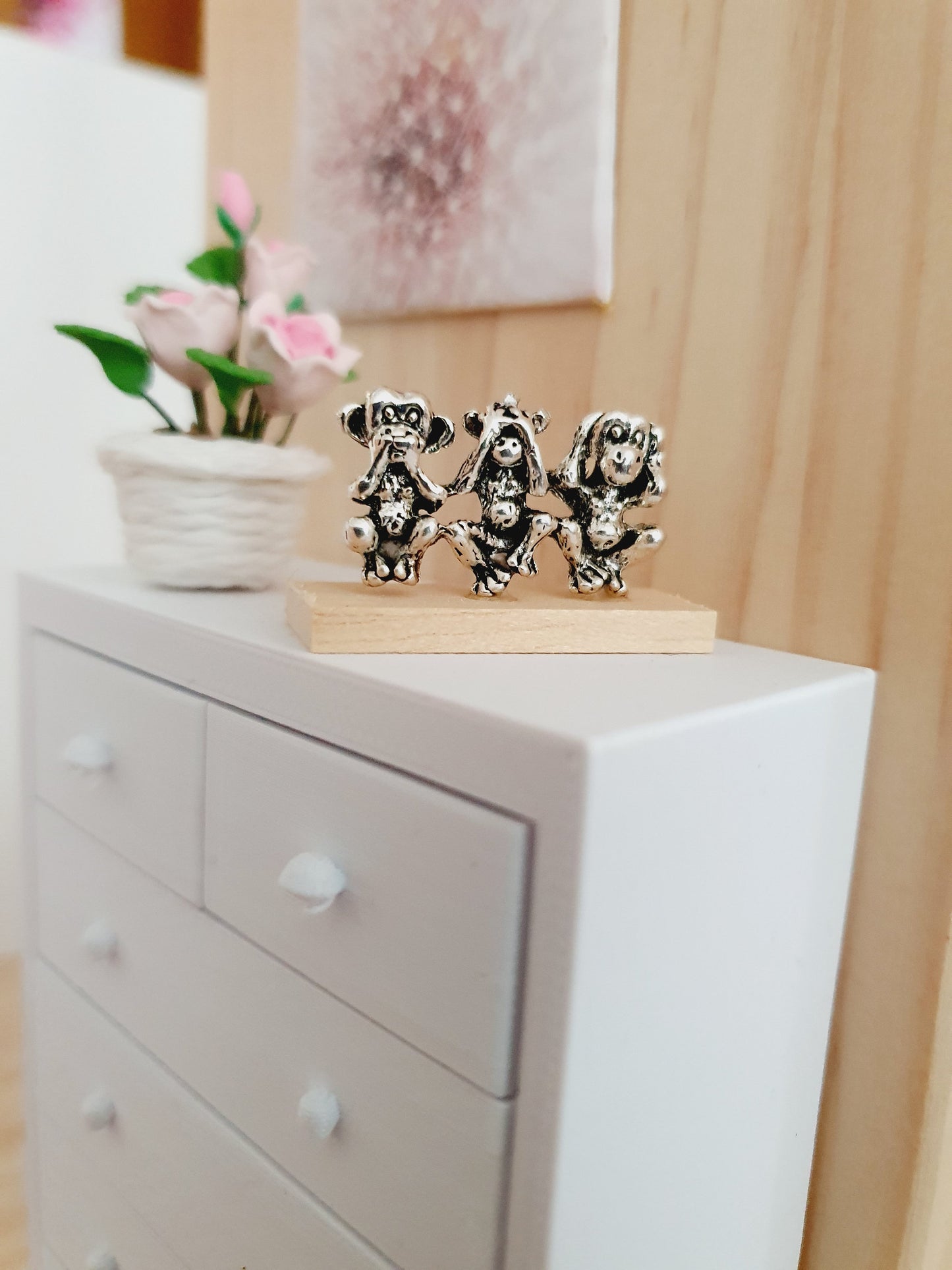 3 Monkeys Ornament dolls house 1:12th scale monkey miniature ornament