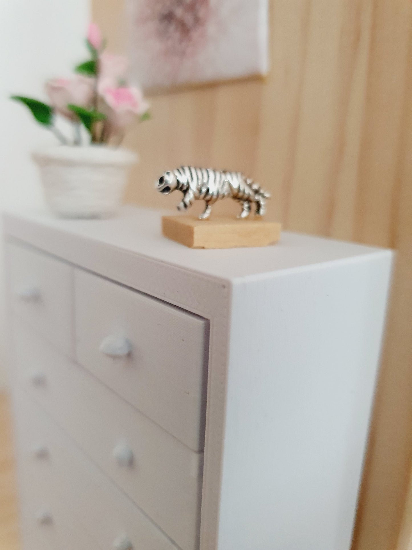 Tiger ornament for a dolls house 1:12th scale tiger miniature tiger