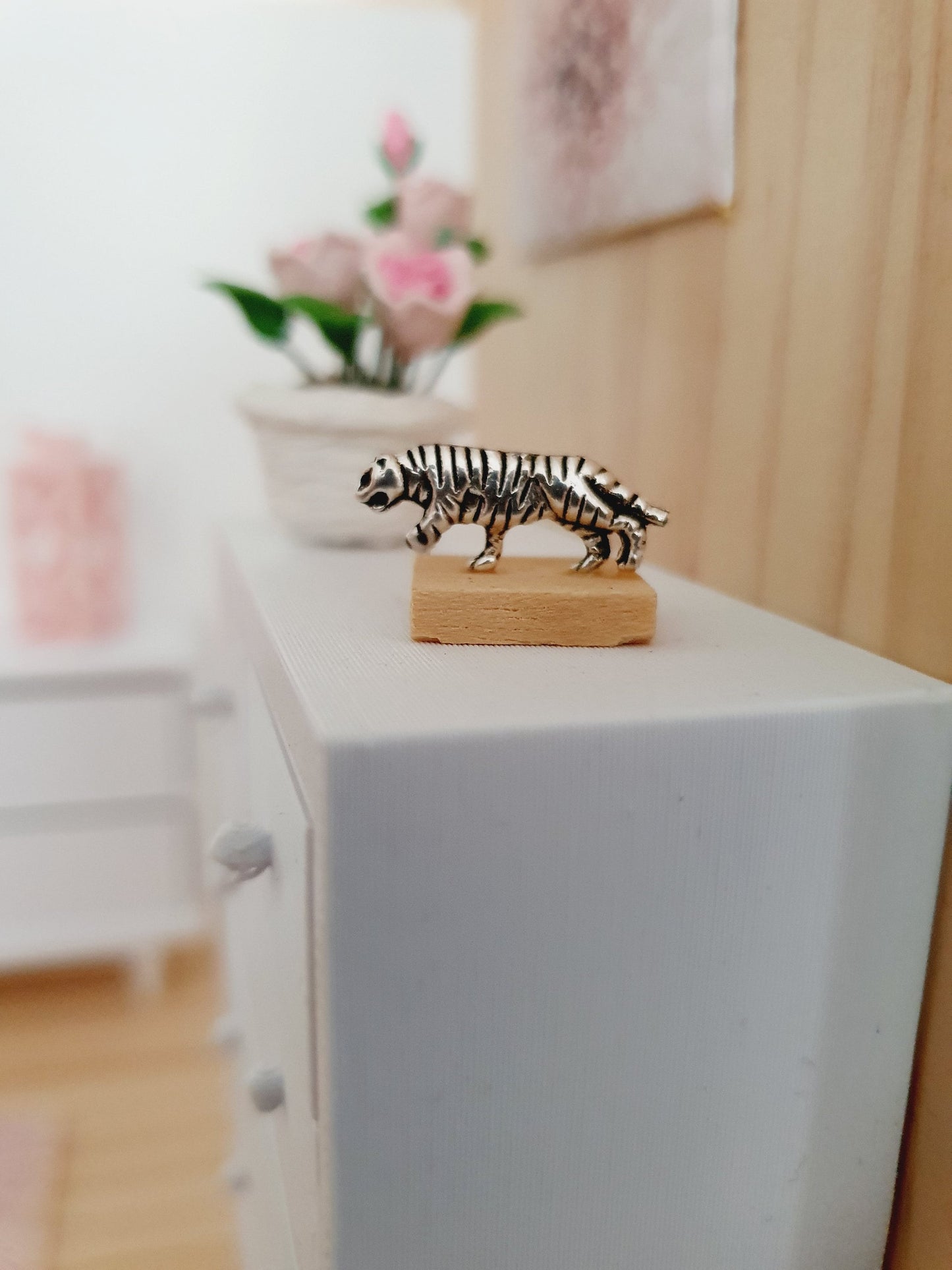 Tiger ornament for a dolls house 1:12th scale tiger miniature tiger