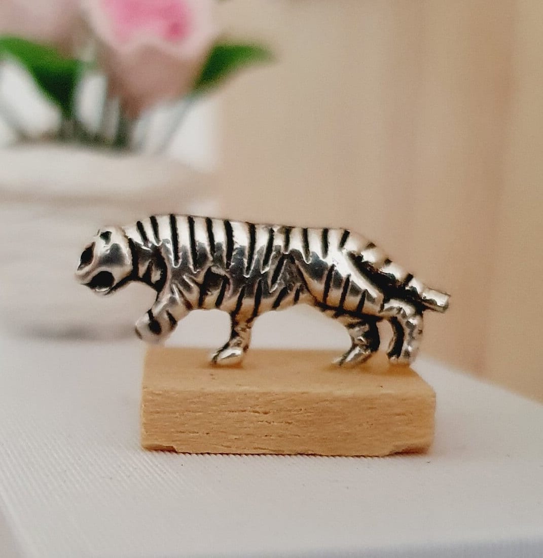 Tiger ornament for a dolls house 1:12th scale tiger miniature tiger