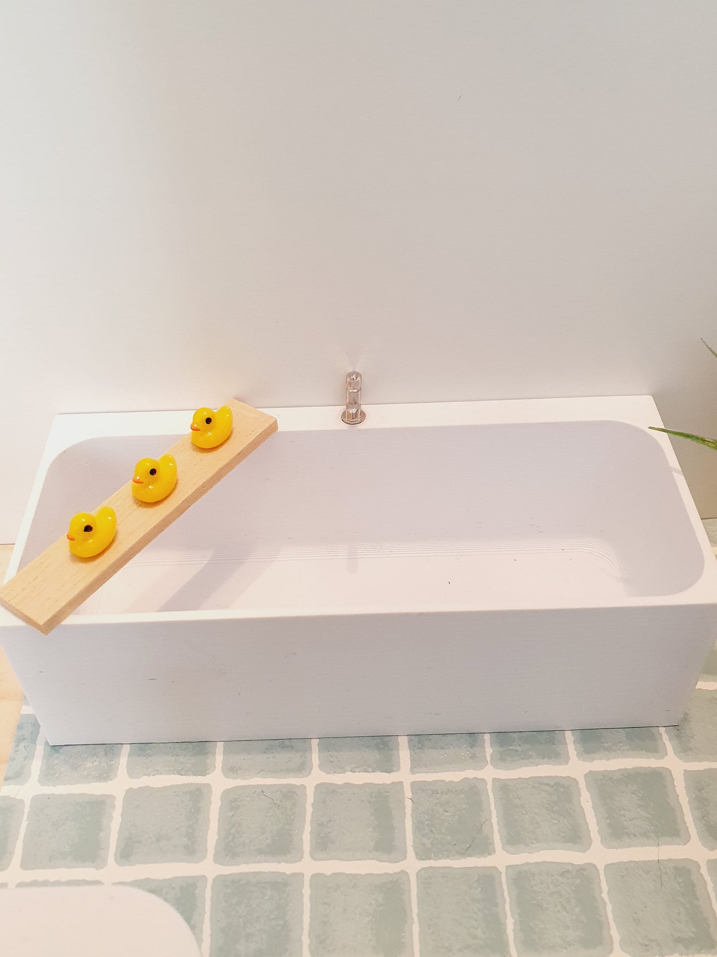 Dolls House Wooden Bath Board & a 3 Tiny Yellow Ducks, 1:12th Scale, Miniature ducks