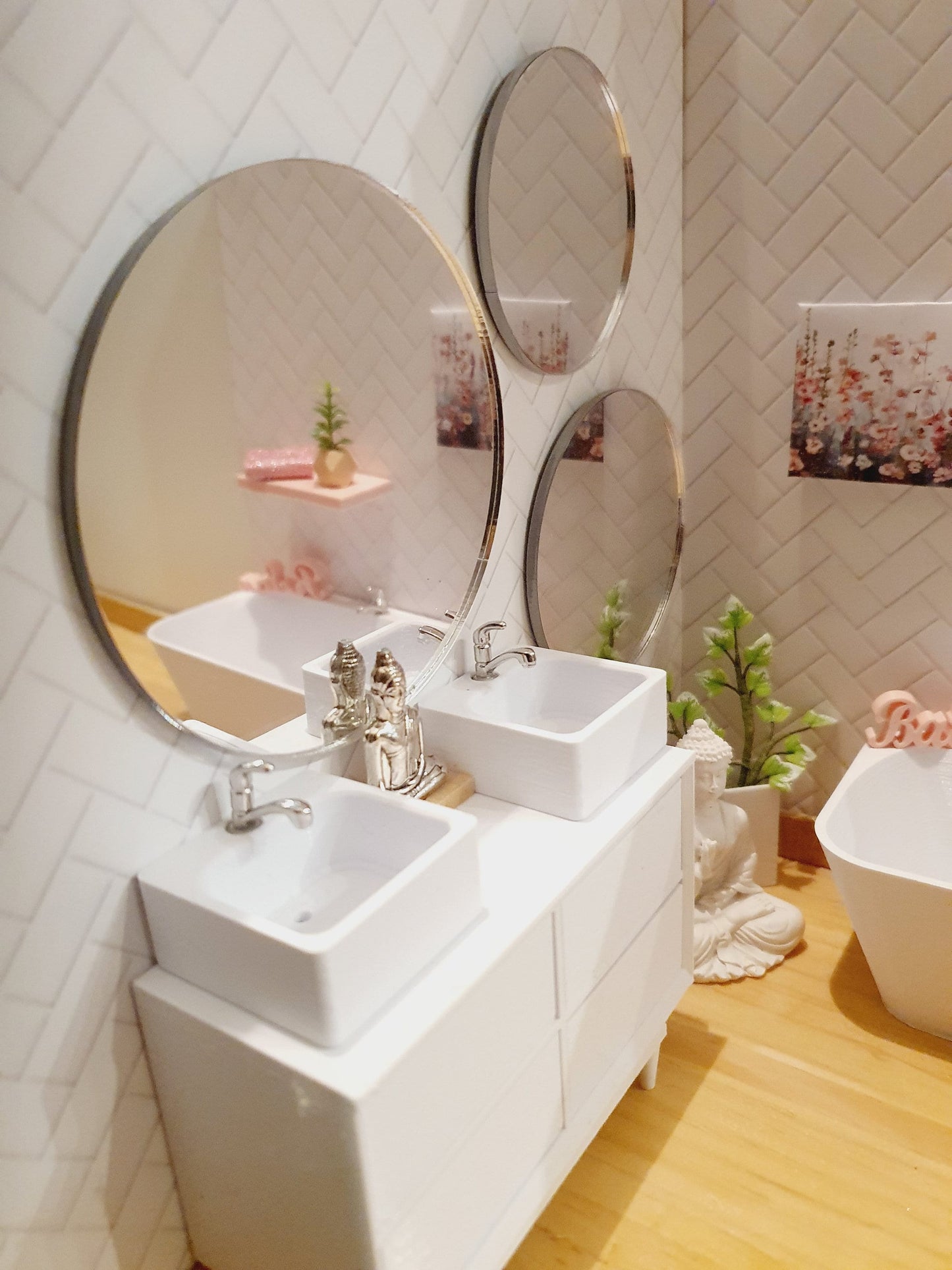 Dolls House Modern Full Bathroom Set, Bath, Vanity with double sinks, Toilet, Mirror & Soap Pump, 1:12th scale, miniature set