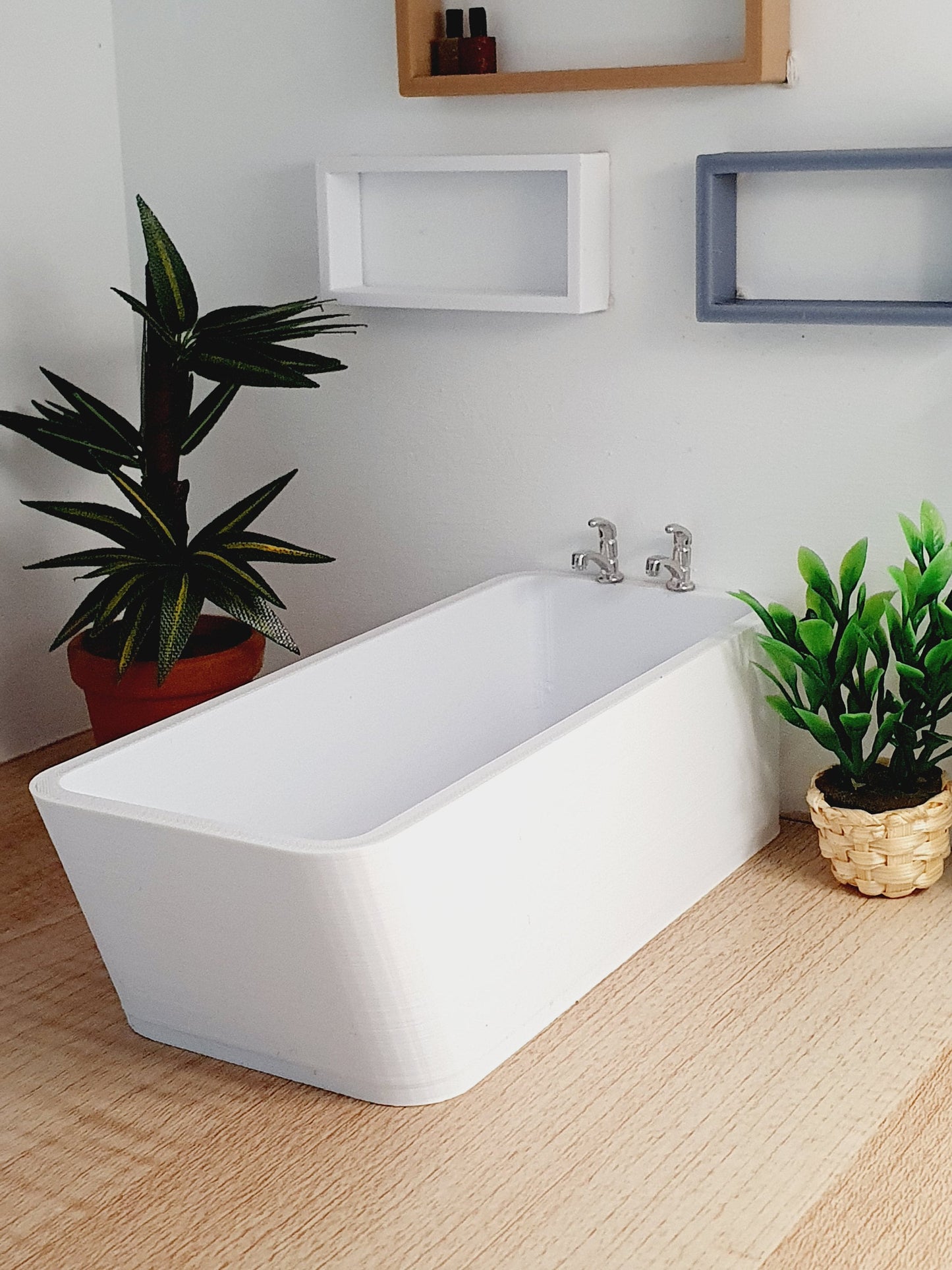 Dolls House Modern Bath with chrome taps, Choice of colours 1:12th Scale, Miniature dollhouse bathtub