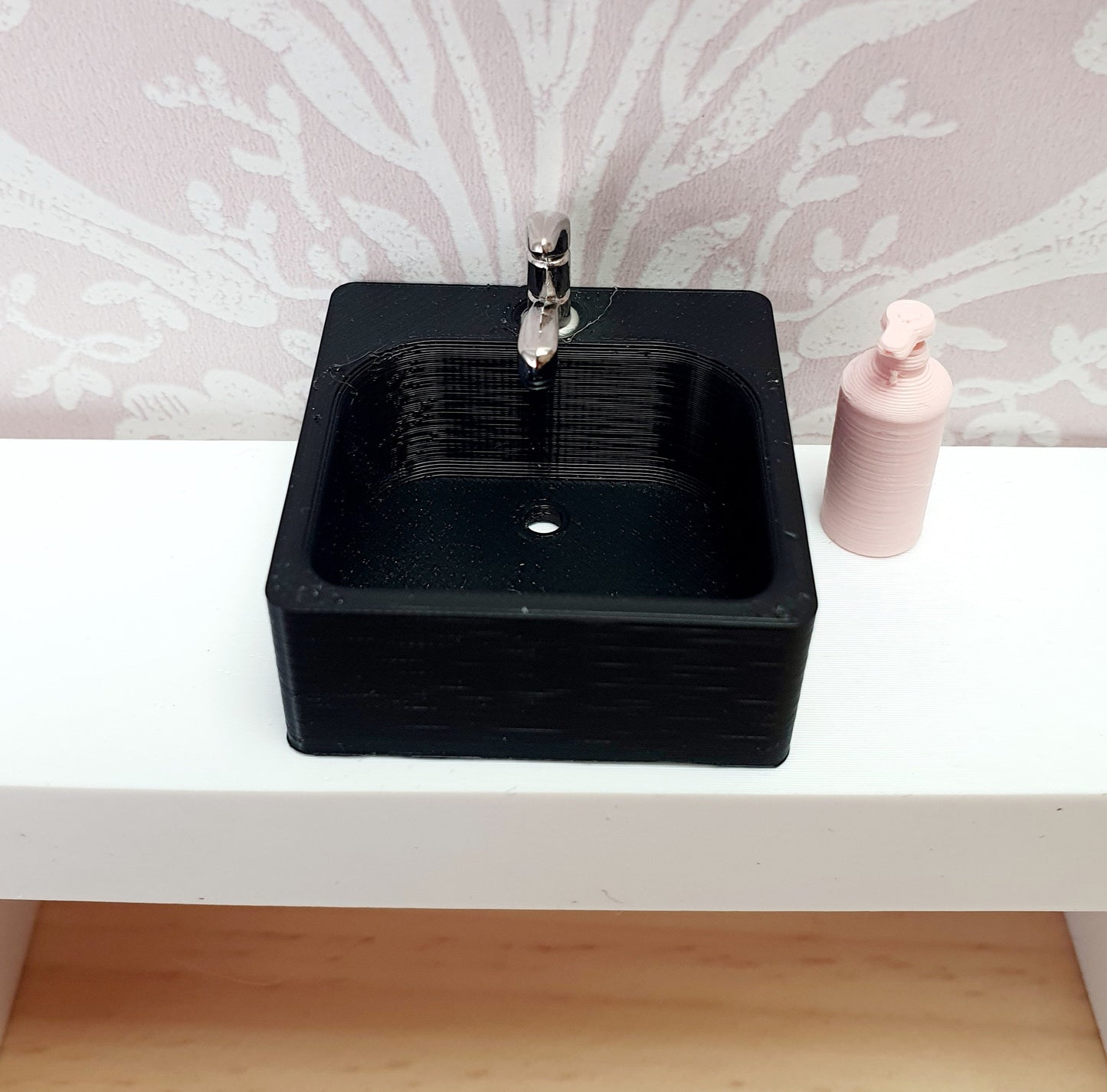 Dolls House Modern Square or Round Sink with Chrome Tap, ** SINK ONLY ** Different Colours Available, 1:12 Scale, Miniature Sink