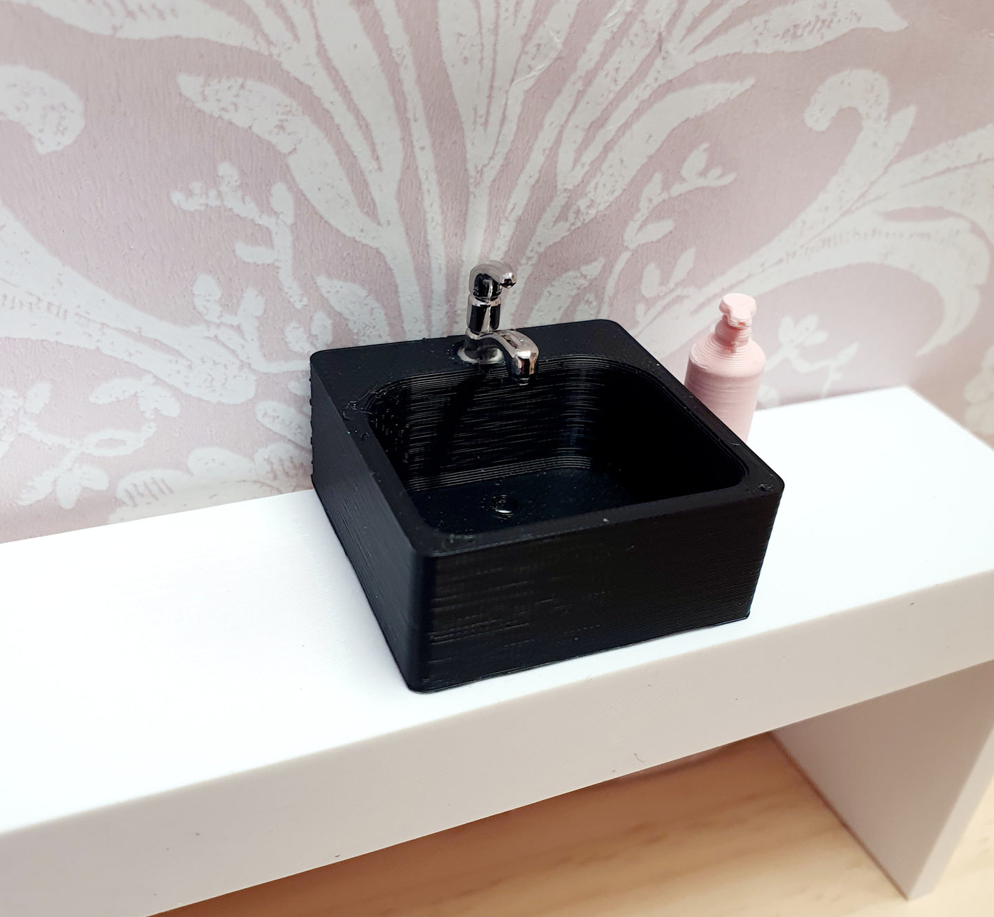 Dolls House Modern Square or Round Sink with Chrome Tap, ** SINK ONLY ** Different Colours Available, 1:12 Scale, Miniature Sink