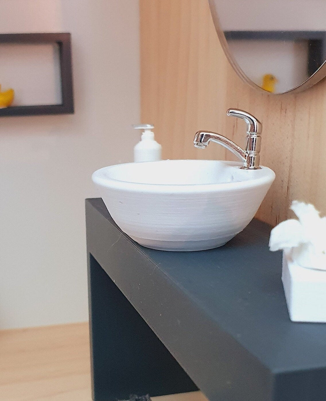 Dolls House Modern Square or Round Sink with Chrome Tap, ** SINK ONLY ** Different Colours Available, 1:12 Scale, Miniature Sink