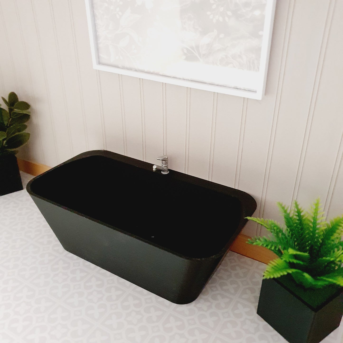 Dolls House Modern Black Bath with chrome tap, 1:12th Scale, Miniature Freestanding bath (BATH3)