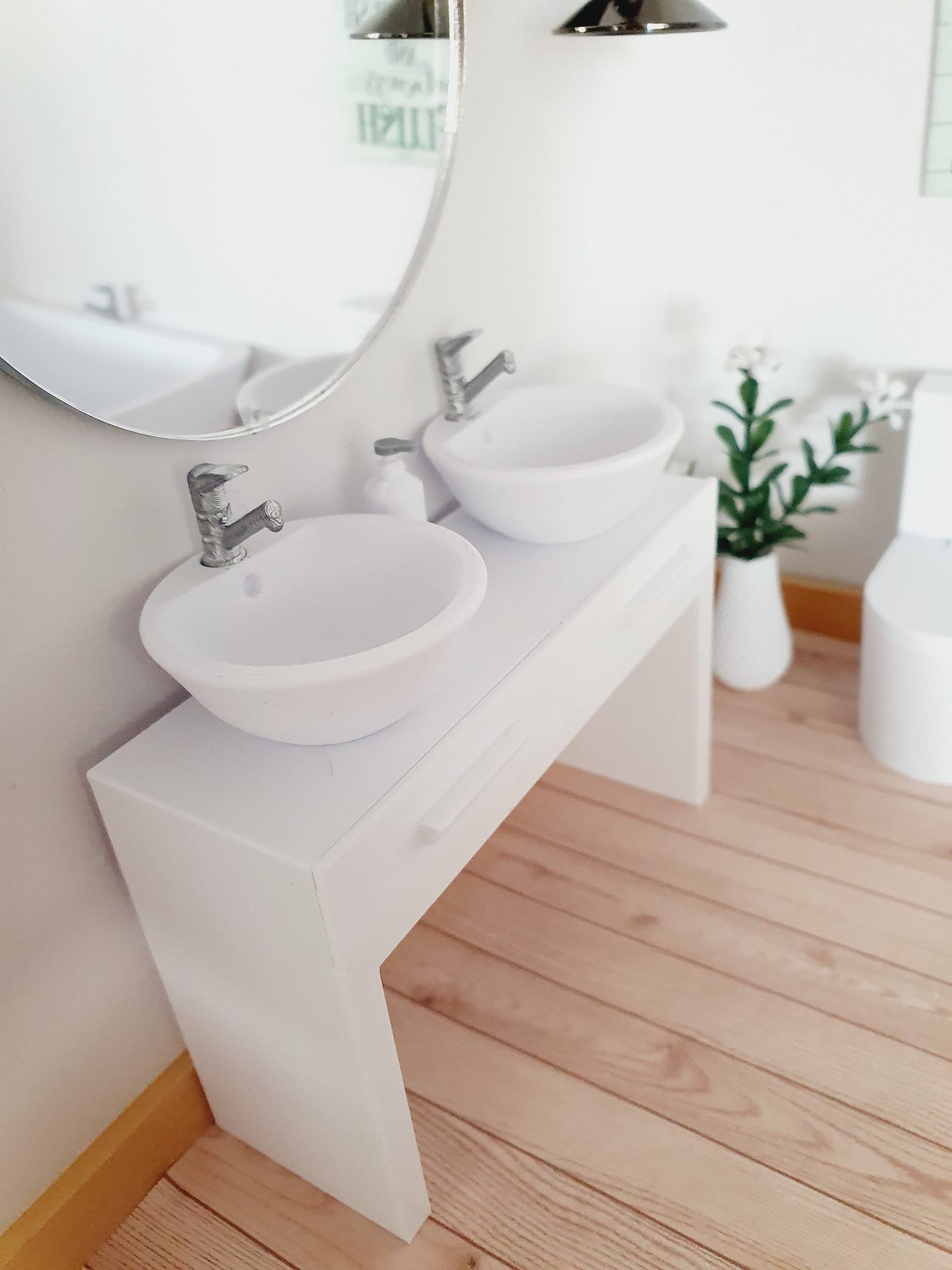 Dolls House Modern Bathroom Set, Bath, Vanity with double sinks, Toilet, soap pump & mirror, 1:12th scale, miniature set