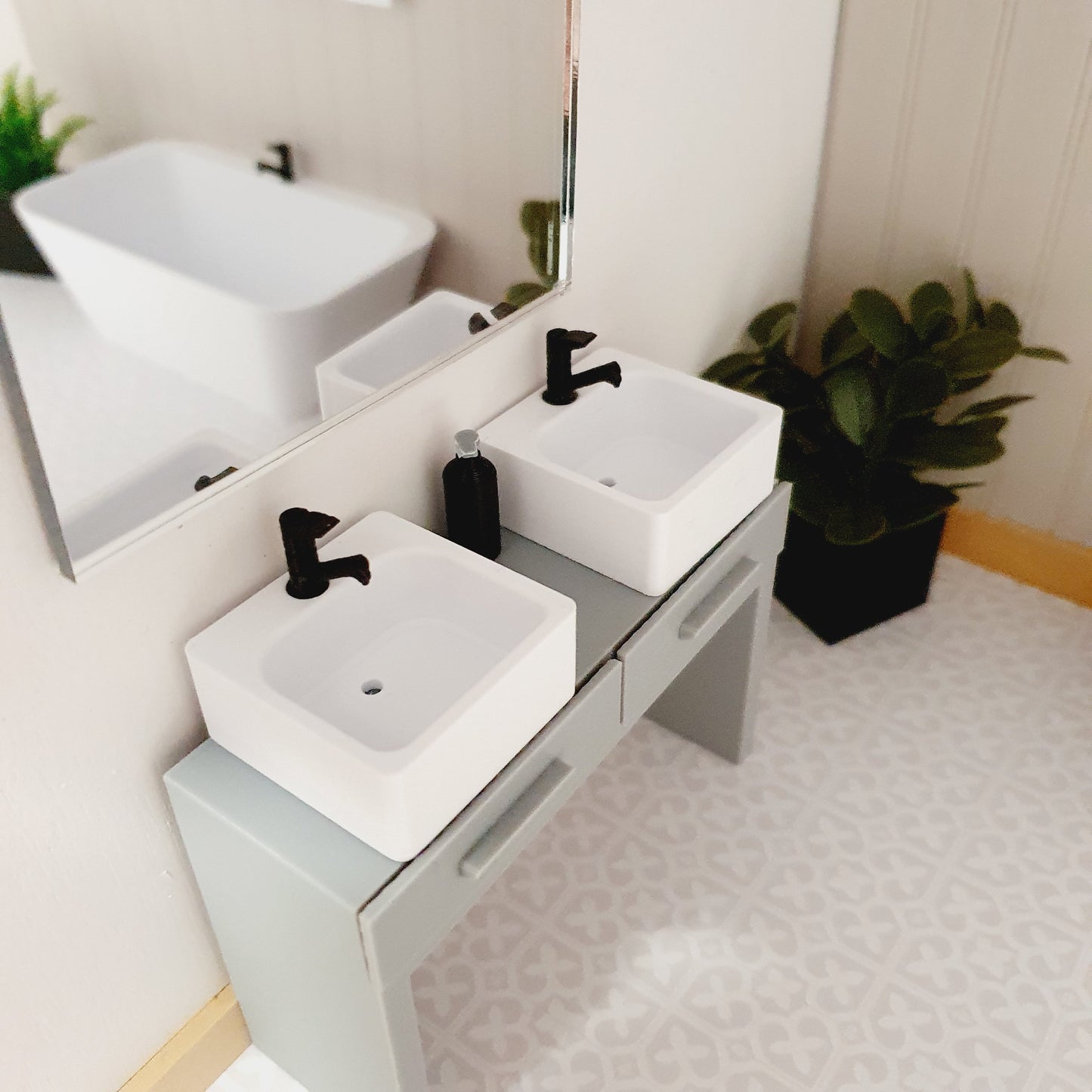Dolls House Modern Vanity Stand, 2x Opening Drawers with 2x White Round or Square Sink with black taps 1:12th Scale, Miniature (VA-DT)