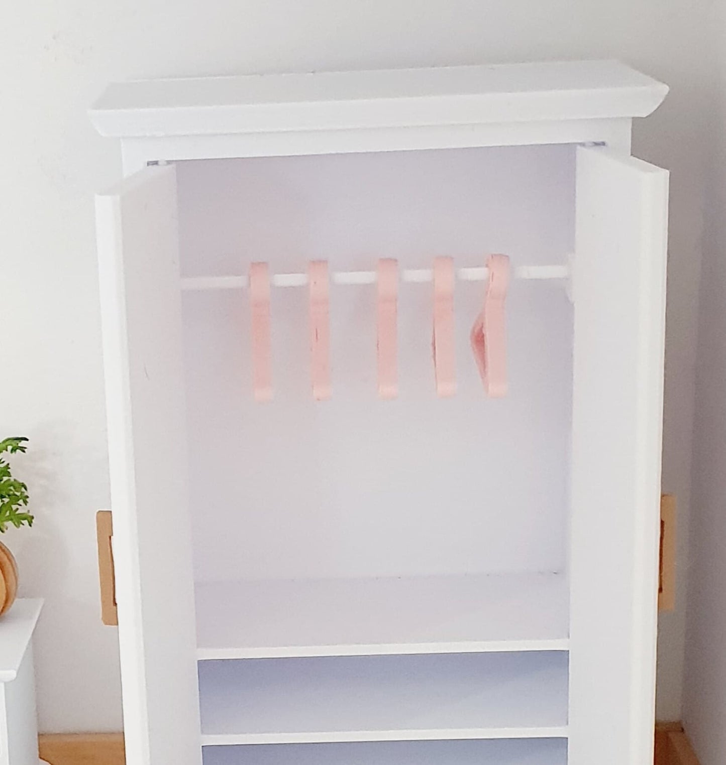 Miniature Dolls House Bedroom Wardrobe, Dollhouse Furniture, Bedroom Decor, Dolls House Miniatures, Dollhouse Accessories, 12th Scale (BRW)
