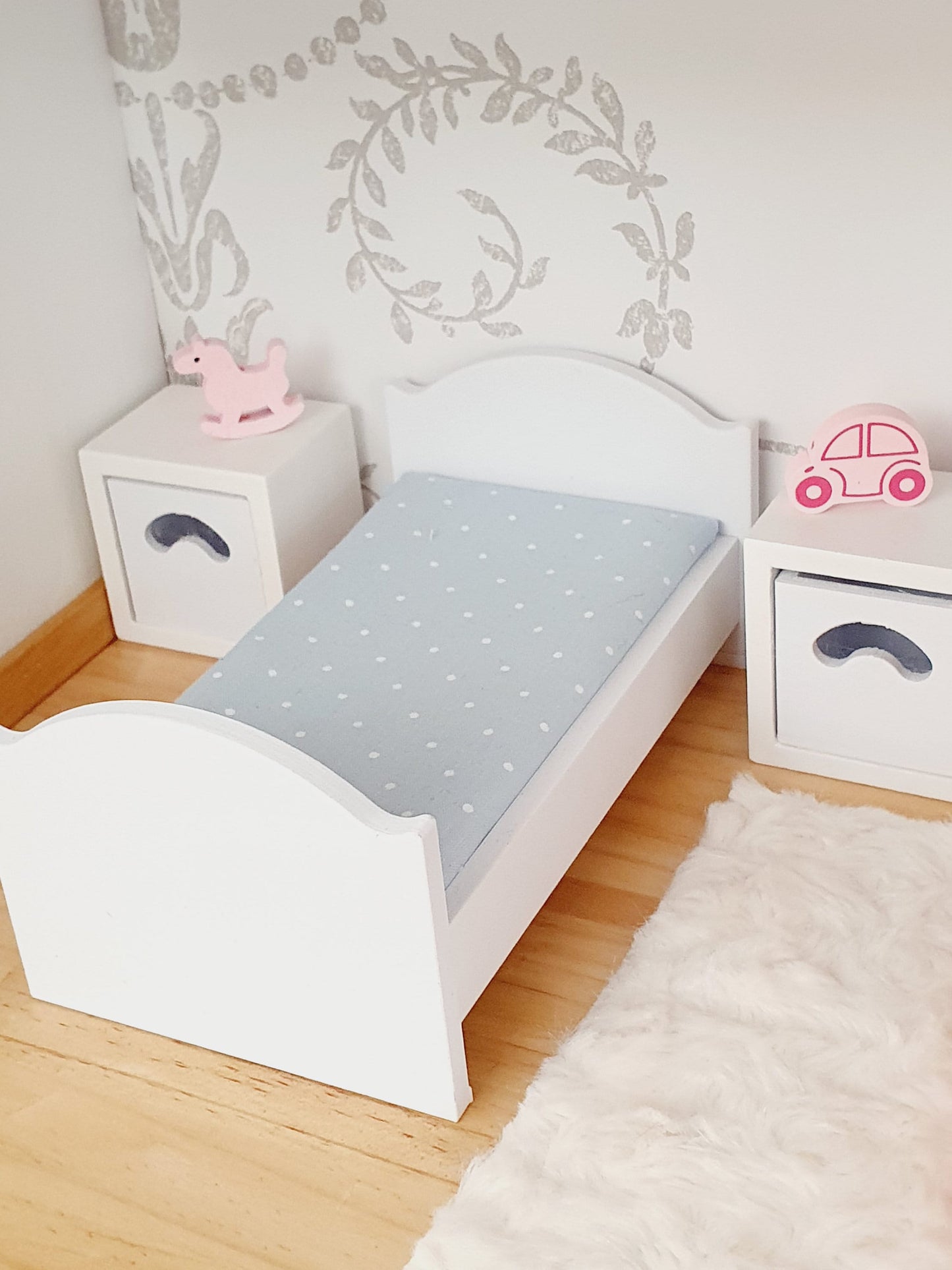 Dolls House Junior Bed, Modern Doll House Furniture. 1:12th Scale, Miniature Bed (BRJB)