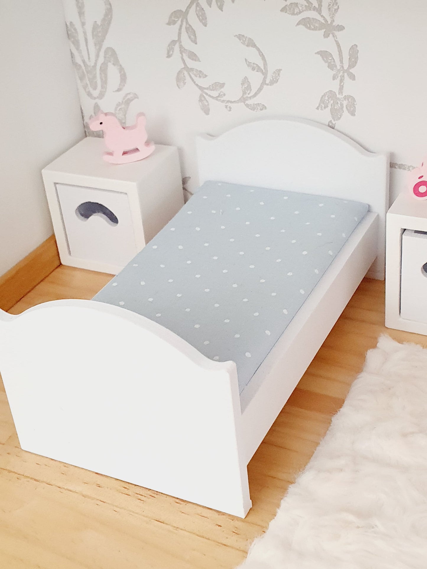 Dolls House Junior Bed, Modern Doll House Furniture. 1:12th Scale, Miniature Bed (BRJB)