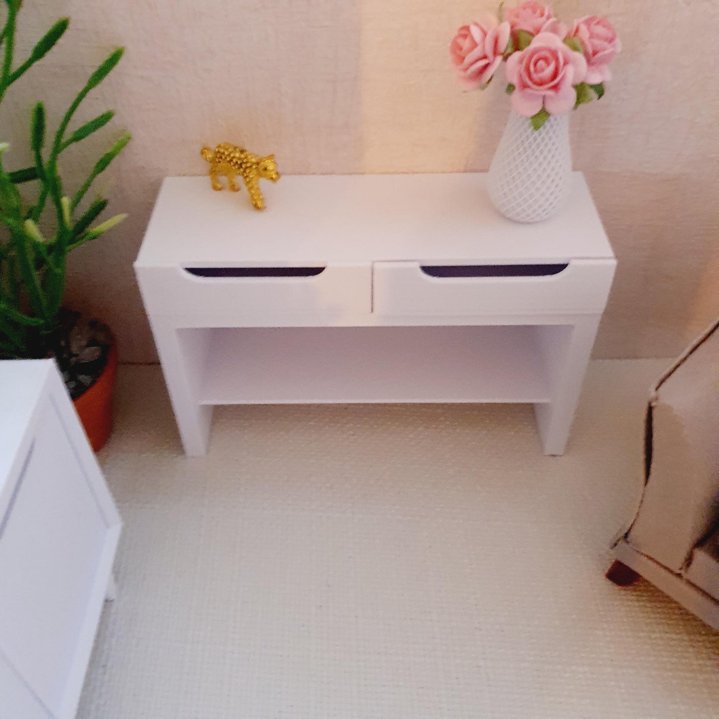 Dolls House Modern Dressing Table/ Console Table with 2x Opening Drawers, with a bottom shelf, 12th Scale, Miniature