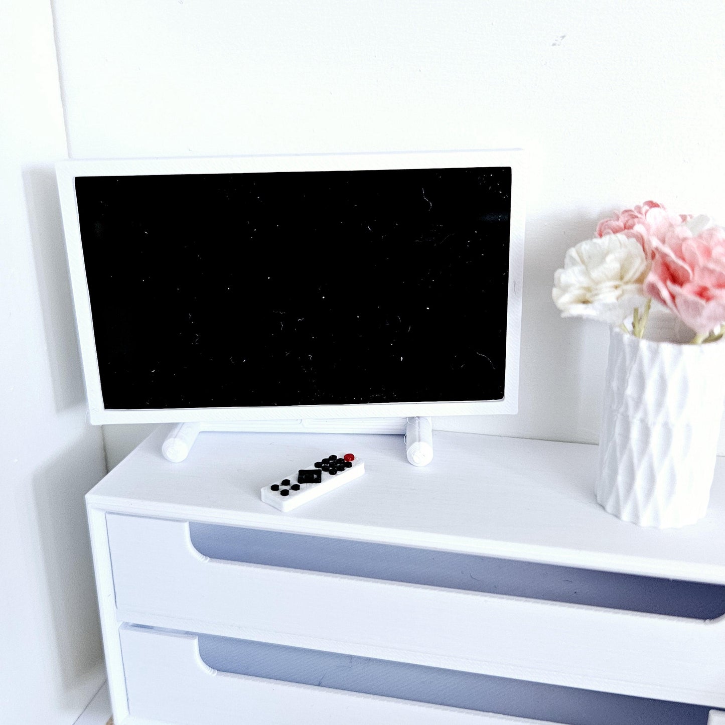 Dolls House Modern Flatscreen Television | On Stand with Remote Control | 1:12 Scale Miniature