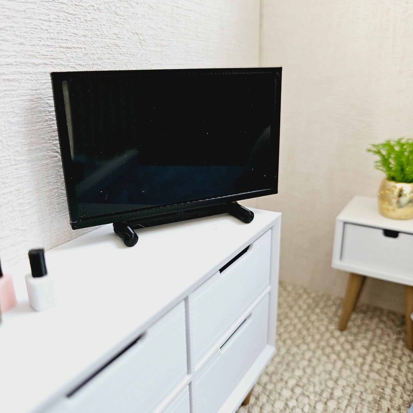 Dolls House Modern Flatscreen Television | On Stand with Remote Control | 1:12 Scale Miniature