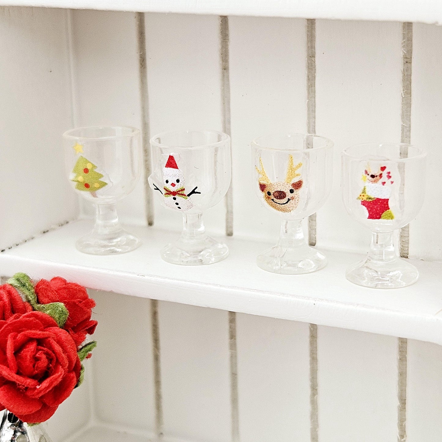 Dolls House Christmas Wine Glasses, Set of 4, 12th Scale, miniature glasses