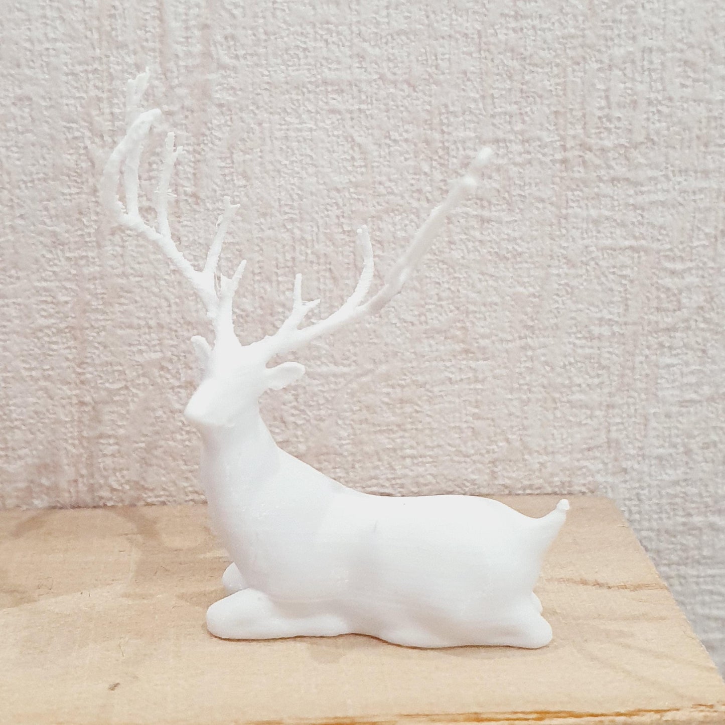 Dolls House 1x Christmas Reindeer/Stag, Christmas Ornaments, 1:12th Scale, Miniature Ornaments