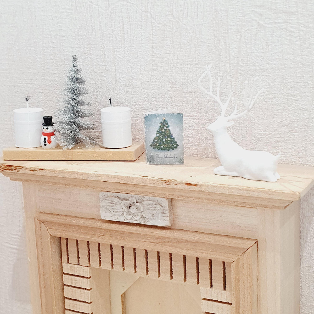 Dolls House 1x Christmas Reindeer/Stag, Christmas Ornaments, 1:12th Scale, Miniature Ornaments