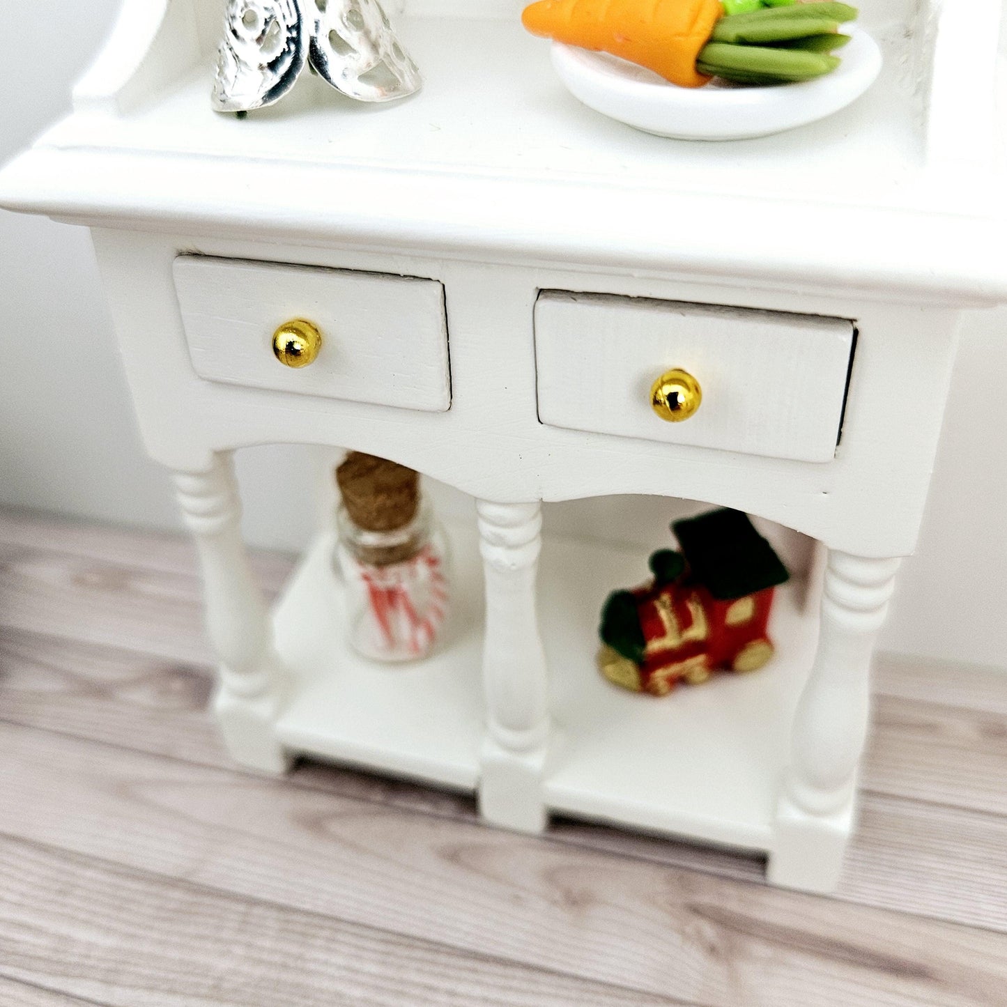 Dolls House Christmas White Wooden Dresser with 2 opening drawers and accessories, 1:12th Scale, Miniature Christmas Dresser