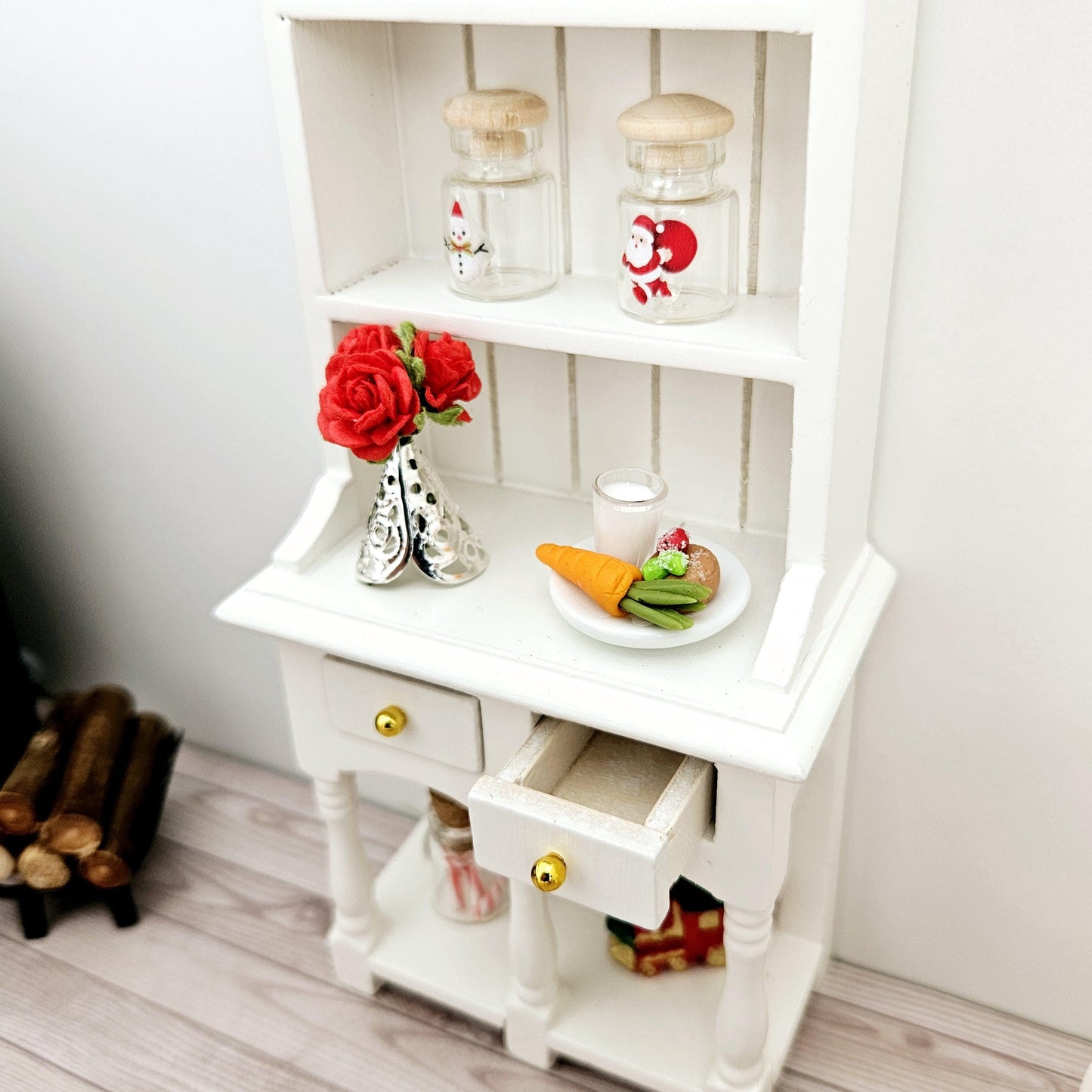 Dolls House Christmas White Wooden Dresser with 2 opening drawers and accessories, 1:12th Scale, Miniature Christmas Dresser