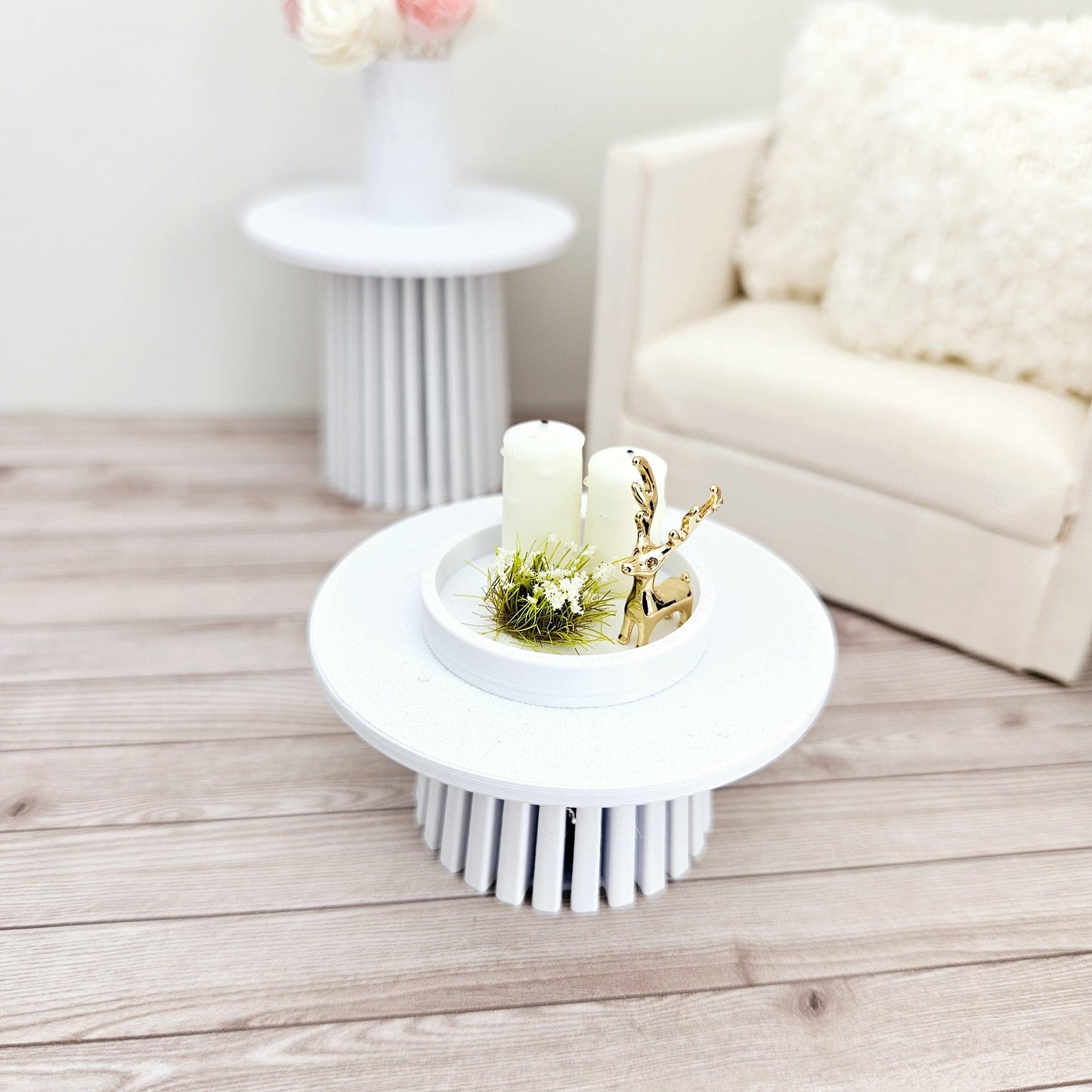 Dolls House Christmas Coloured tray ornament with 2x candles, white or red plant & a gold reindeer, 12th scale, miniature ornament