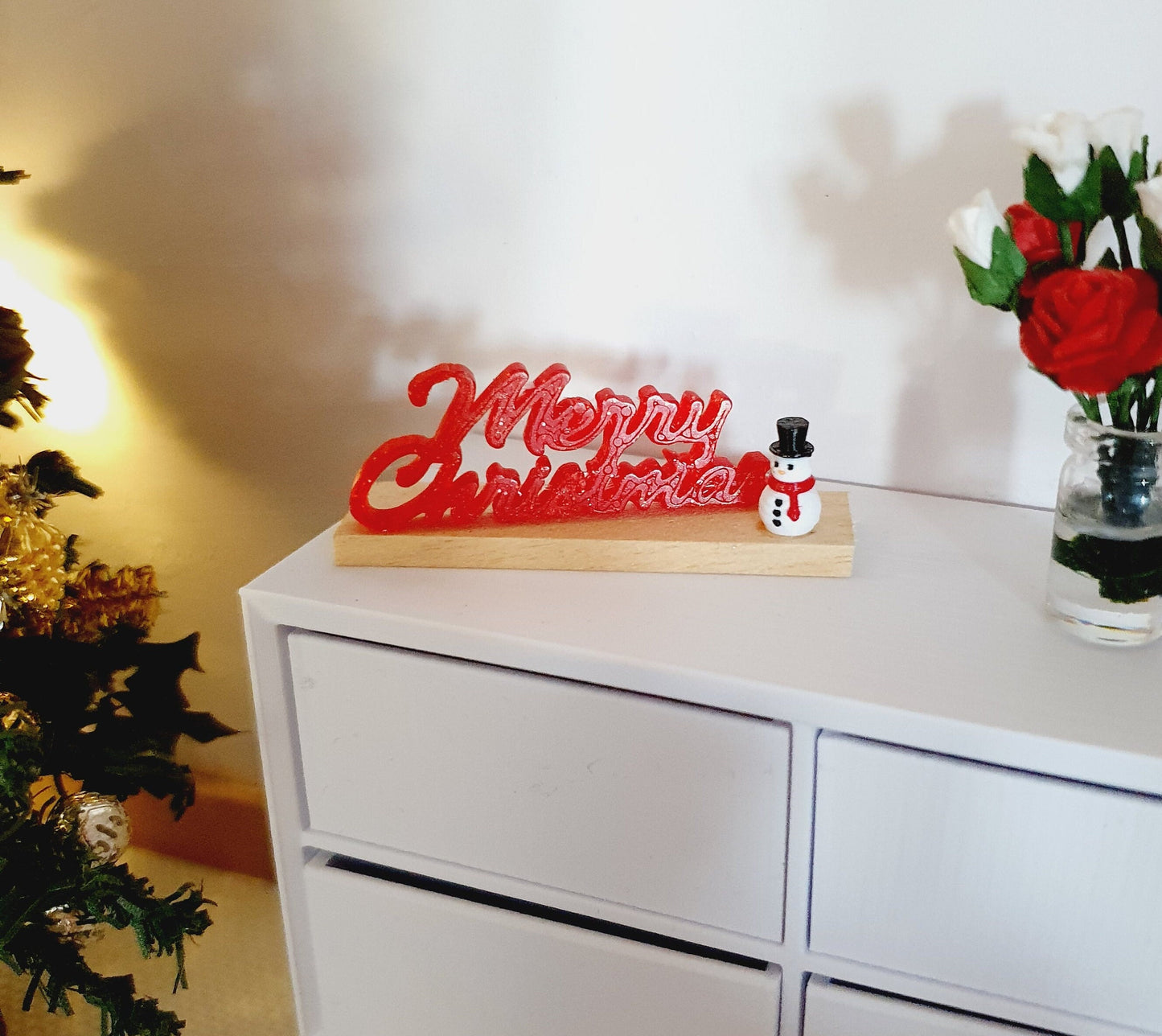 Dolls House Christmas Ornament, Merry Christmas & a tiny snowman on a Stand, 1:12th Scale, Miniature Christmas Ornament