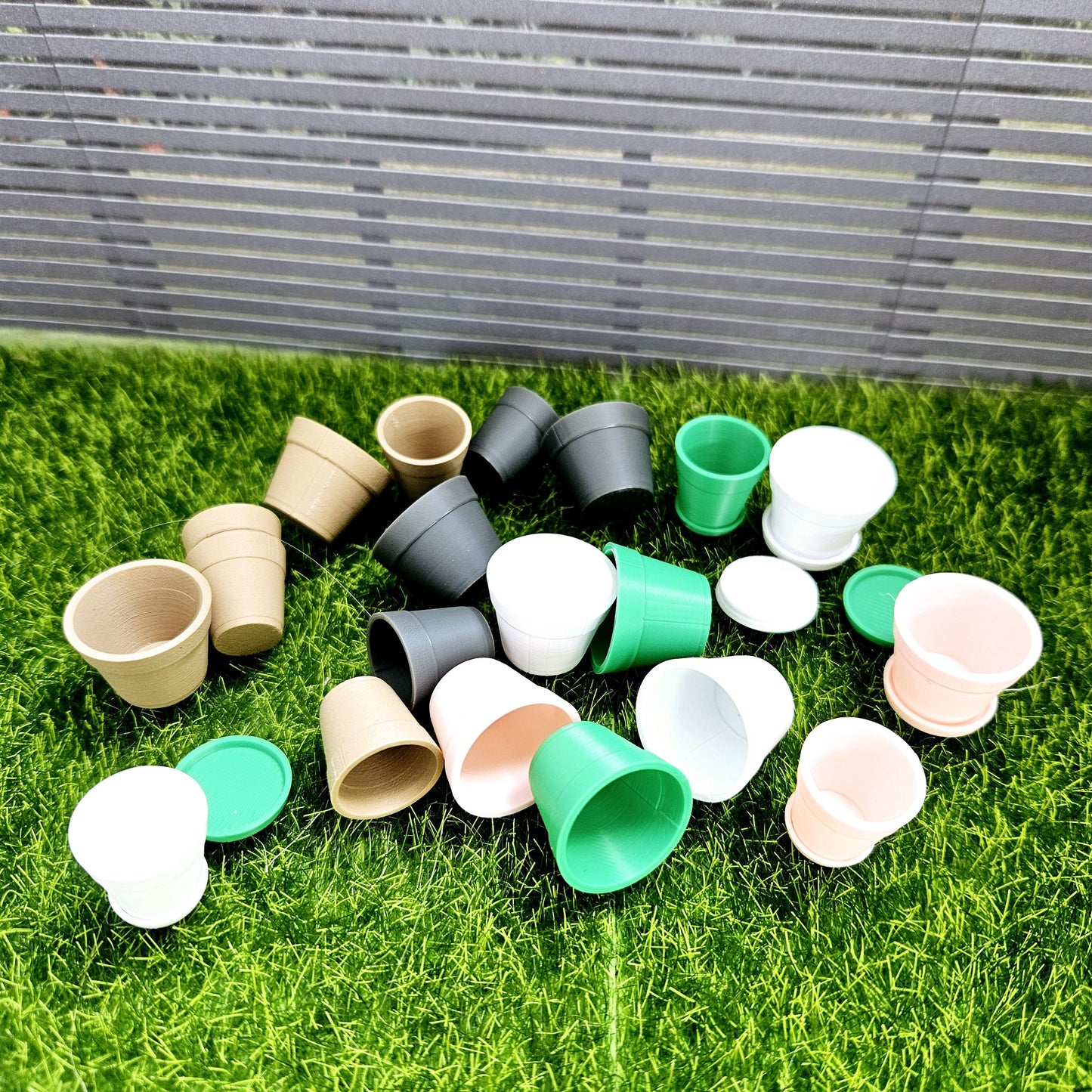 Dolls House Set of 8 Flower plant pots with saucers, 12th scale plant box, miniature plant box