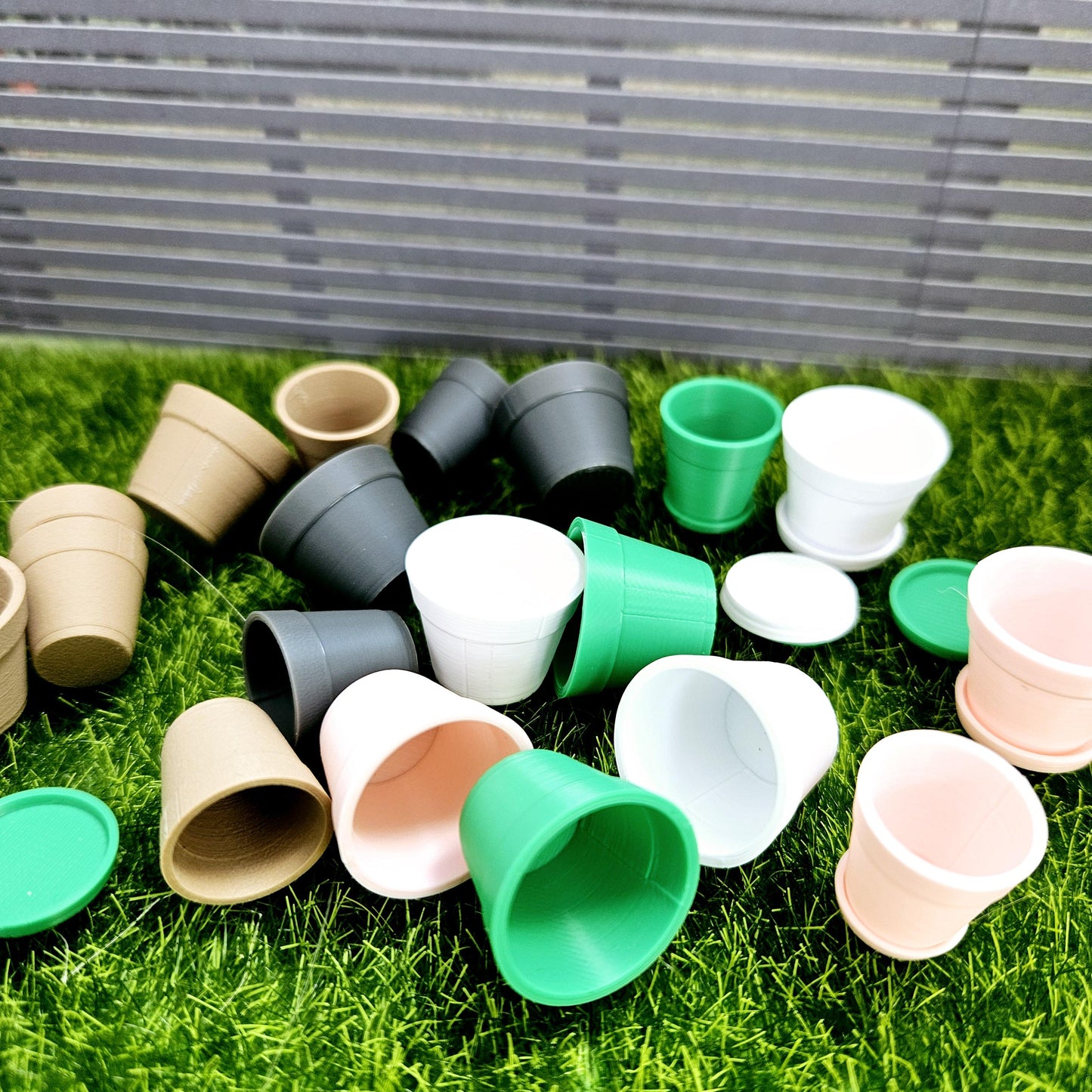 Dolls House Set of 8 Flower plant pots with saucers, 12th scale plant box, miniature plant box