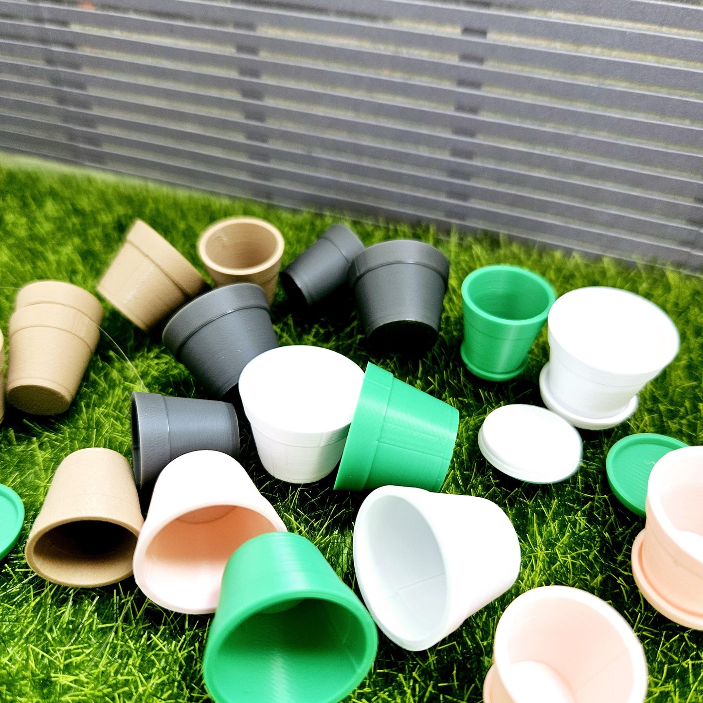 Dolls House Set of 8 Flower plant pots with saucers, 12th scale plant box, miniature plant box