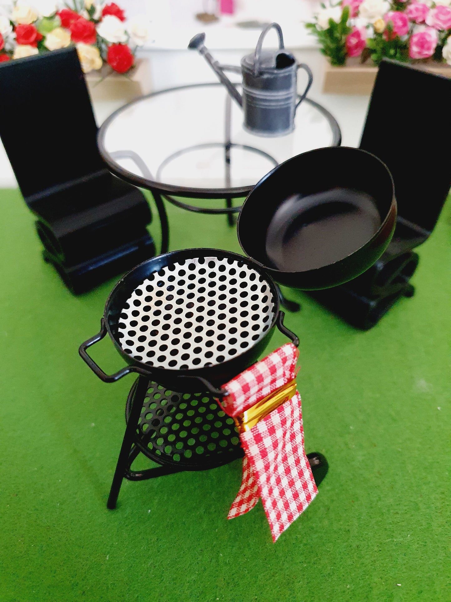 Dolls House Garden Kettle BBQ and Tea Towel, Miniature Garden bbq Set