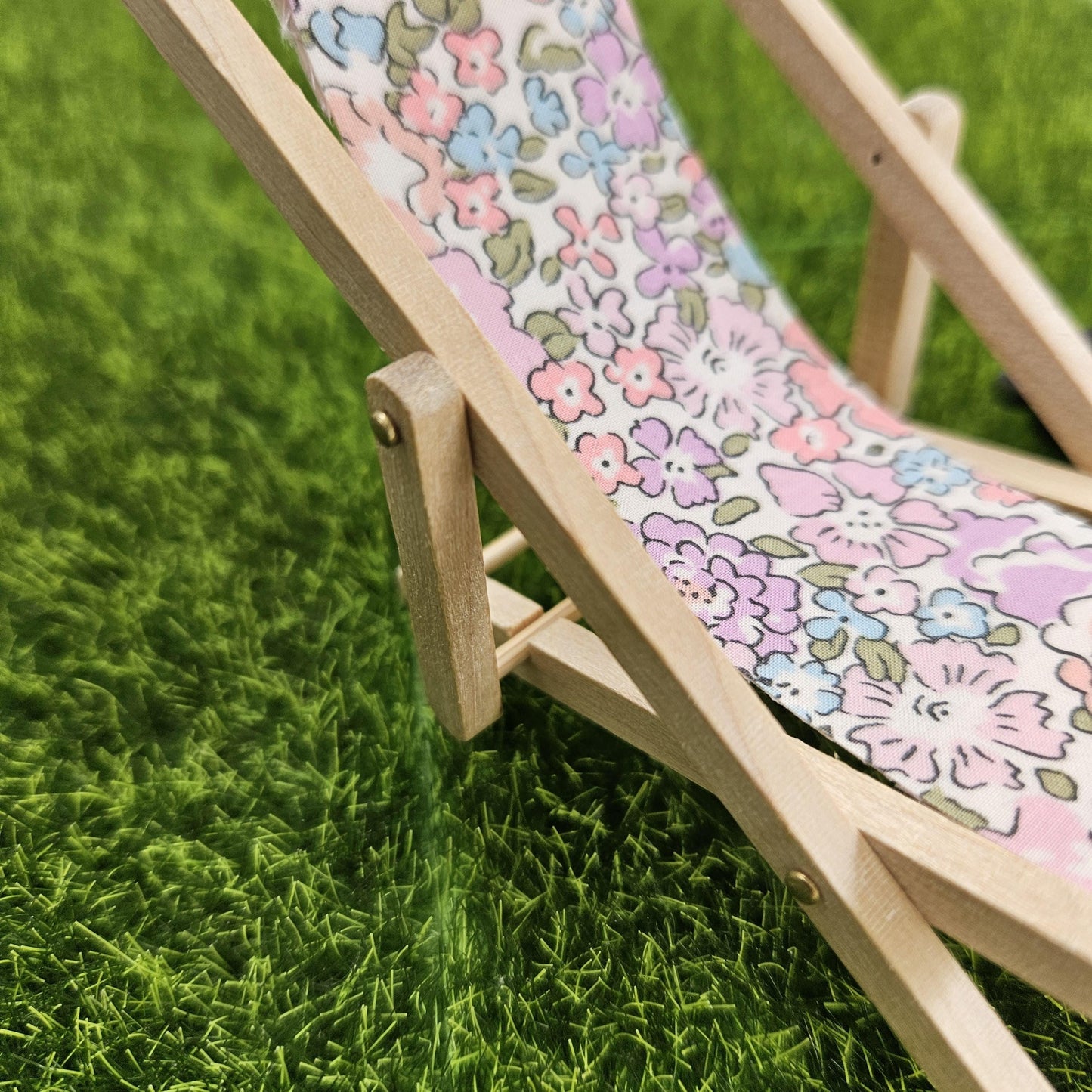 Dolls House Wooden Folding Deck Chair, Miniature, 12th Scale