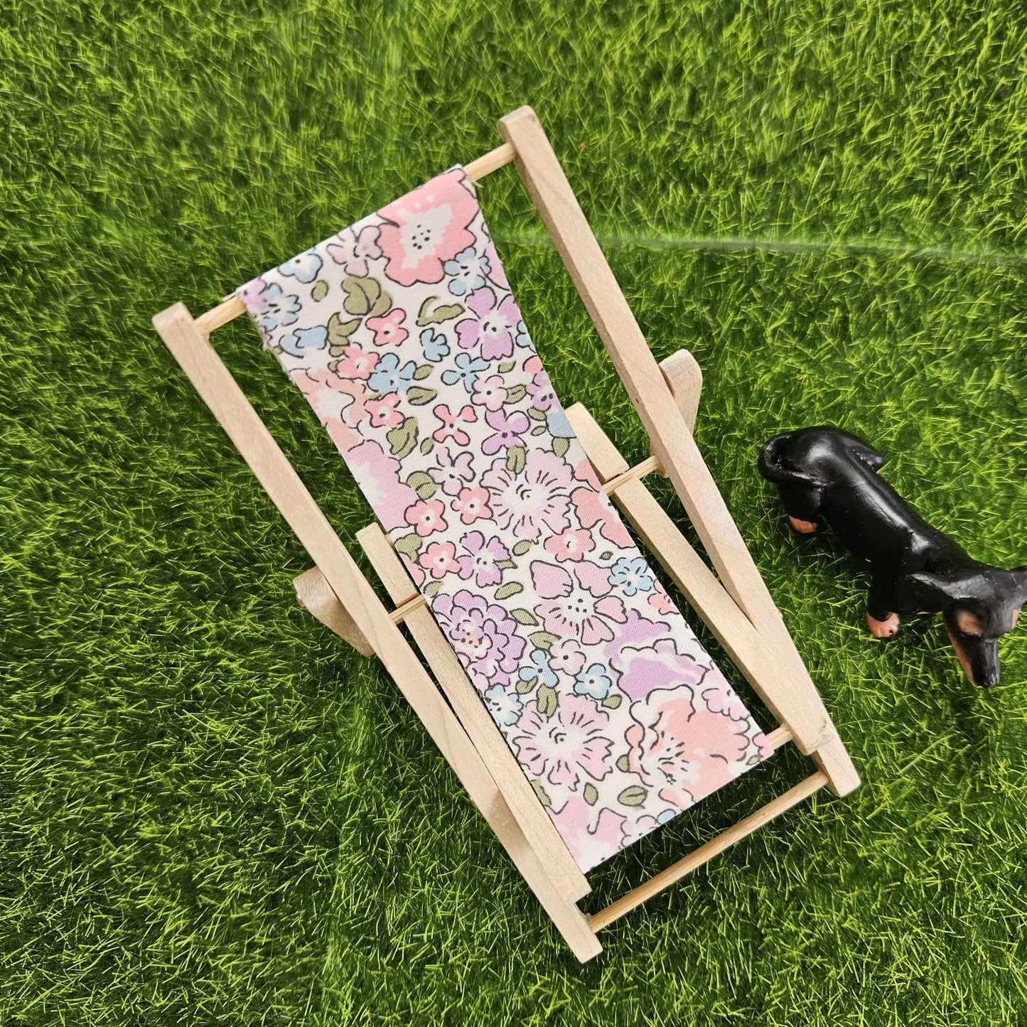 Dolls House Wooden Folding Deck Chair, Miniature, 12th Scale
