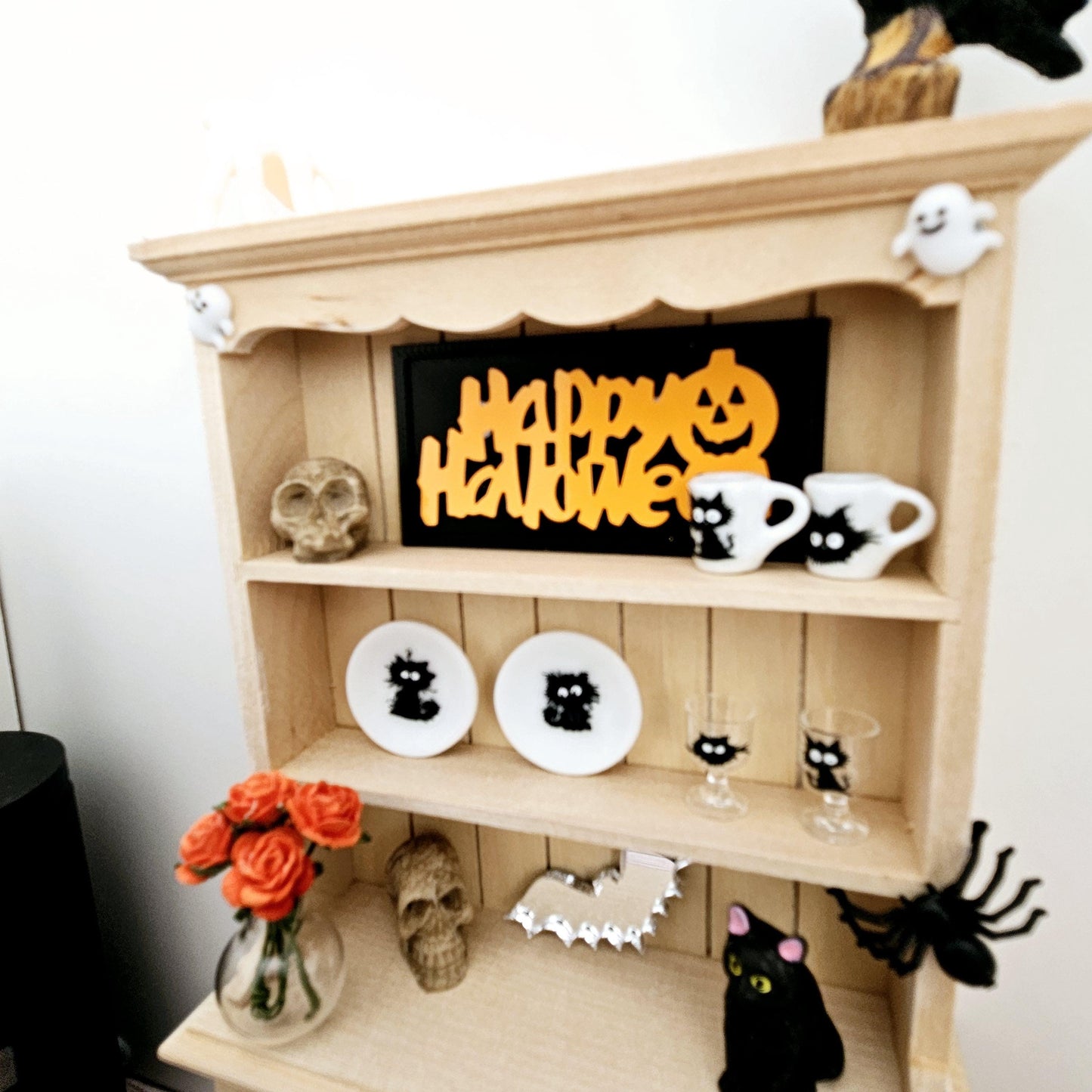 Dolls House Halloween Wooden Dresser with 3 opening drawers and accessories, 1:12th Scale, Miniature Halloween Dresser