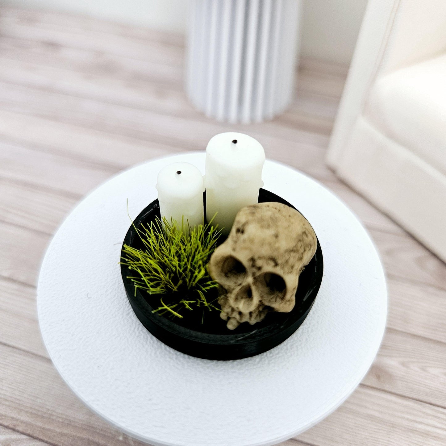 Dolls House Halloween Coloured tray ornament with 2x candles, green plant & a Skull, 12th scale, miniature Halloween ornament