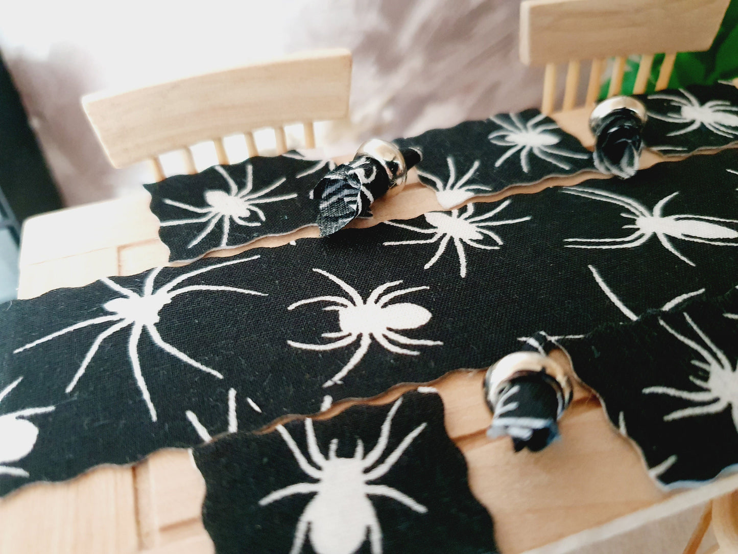 Dolls House Halloween Spider Table Place Setting Set, Table Runner, Place Mats & Napkins, Set of 6, Miniature Table Place, 1:12