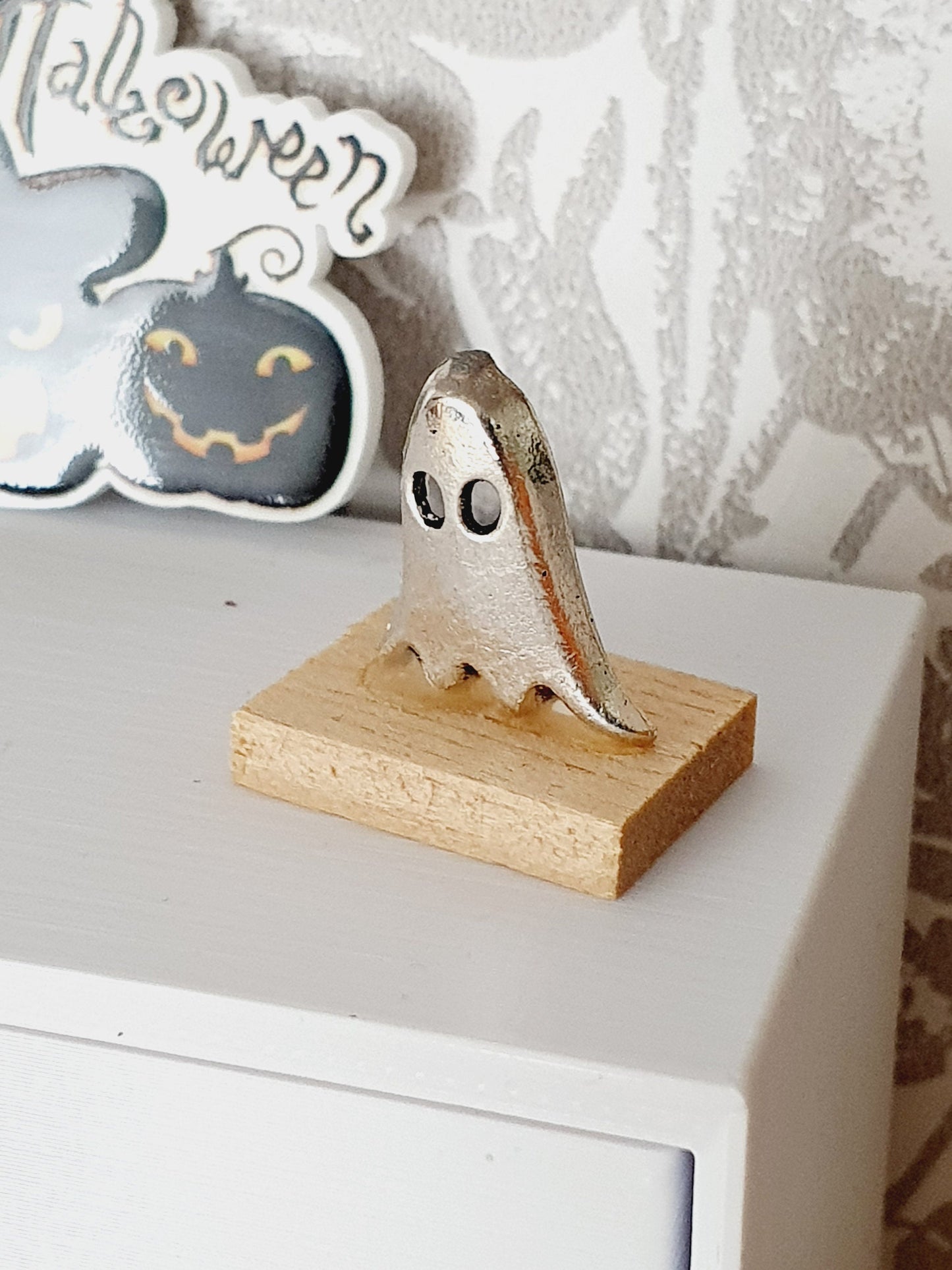 Ghost ornament dolls house 1:12th scale ghost miniature ghost Halloween