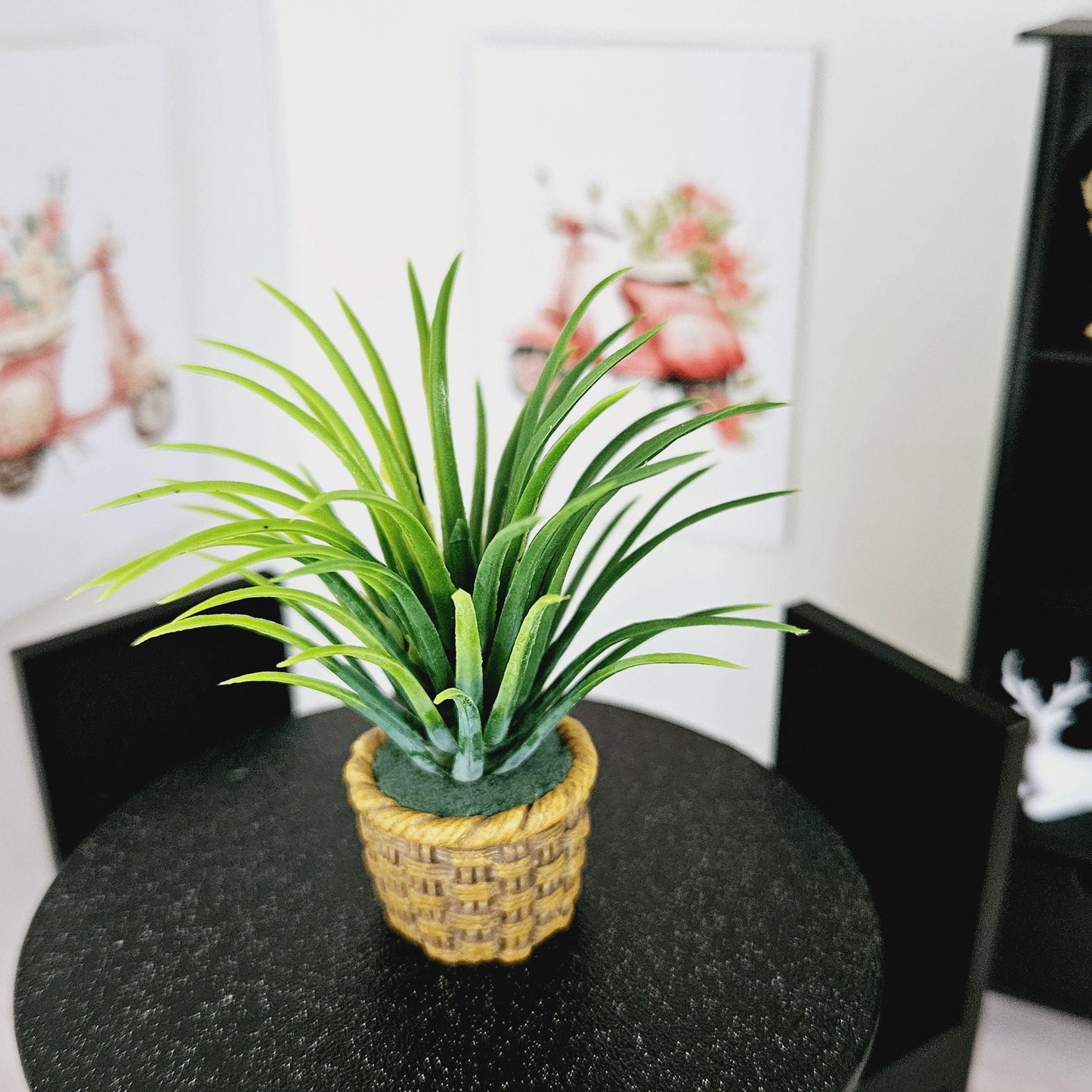 Dolls House Plant Pot with Green Plant 1:12th Scale, Miniature