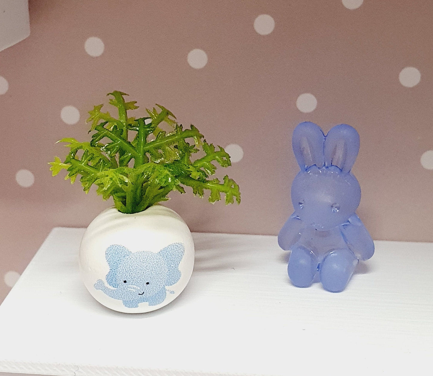 Dolls House Nursery Animal Plant Pot with Plant 1:12th Scale, Miniature