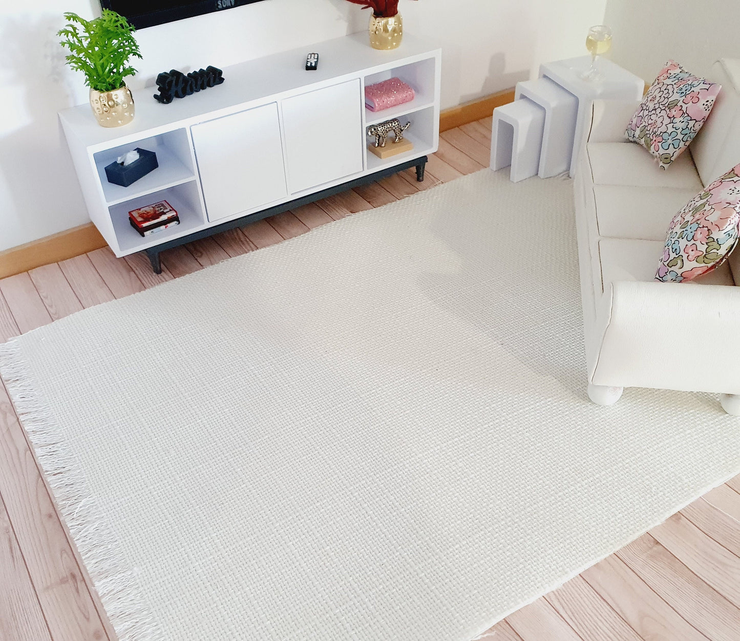 Dolls House Large Off White Rug 1:12th Scale, Miniature Rug (RUG-EX)