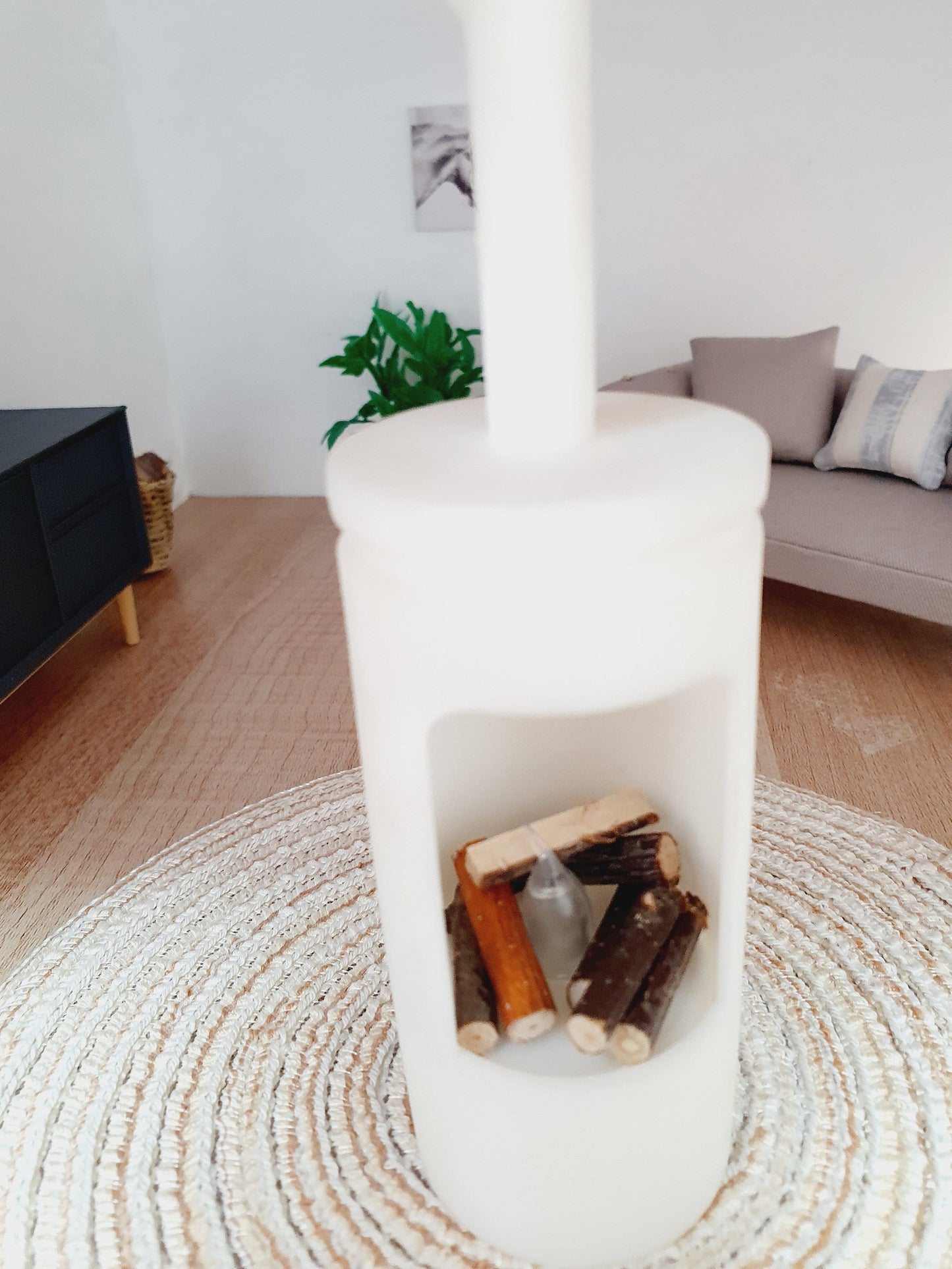 Dolls House White Modern Round Log Fire with Light Up Flame and Wood, 1:12th Scale, Miniature Fire (FIRE4)