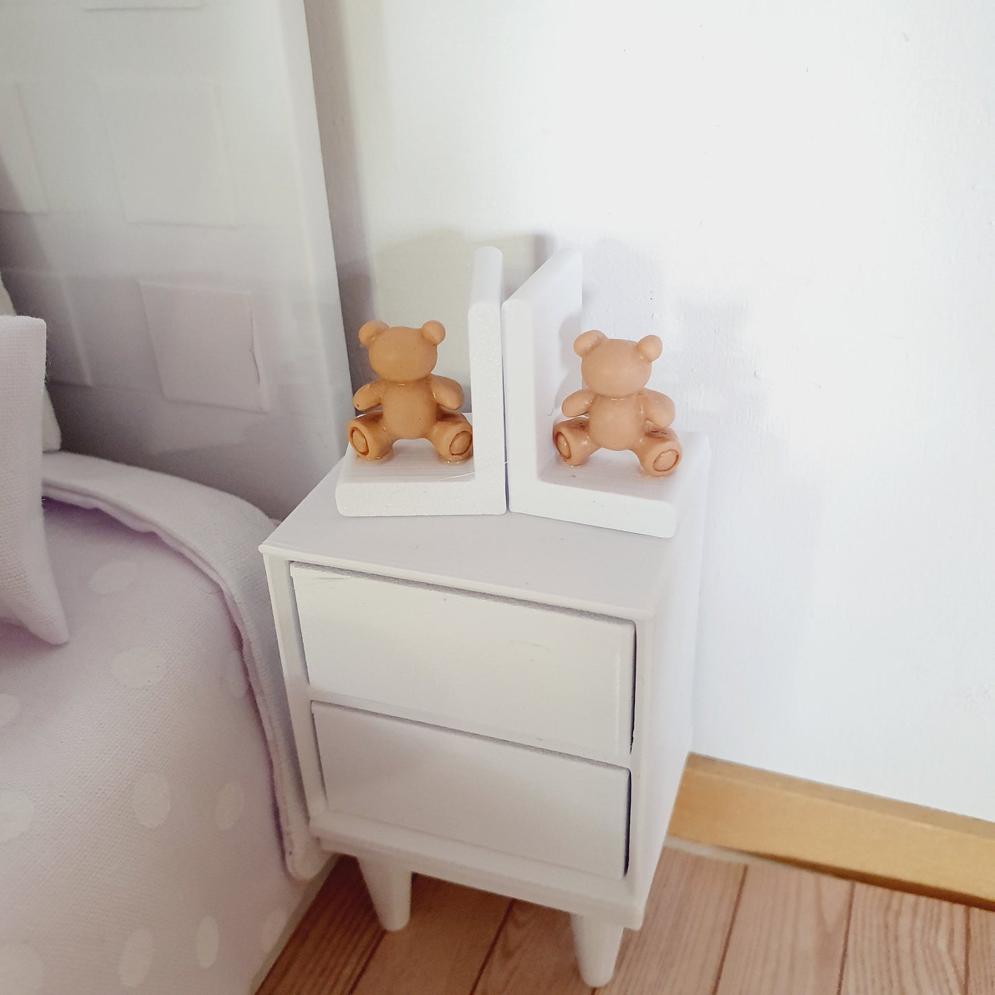 Dolls House Modern Set of Bookends with a choice of Cute Pink, Blue or Brown Teddy Bears, Miniature Bookends, Books, 12th Scale