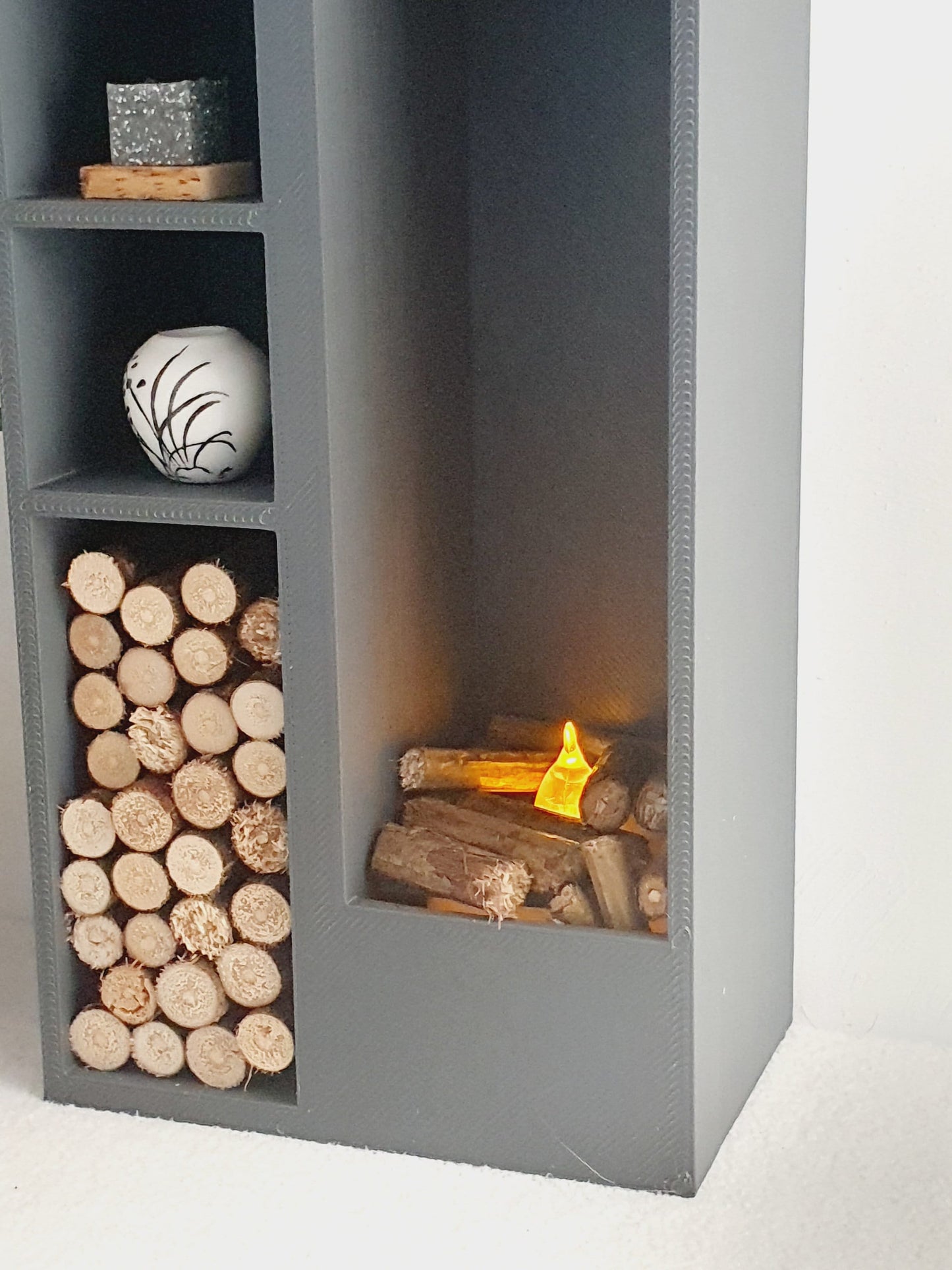 Dolls House Modern Square Log Fire Place with Light Up Flame and Wood, Choice of Colours, 1:12th Scale, Miniature Fire (FIRE1)